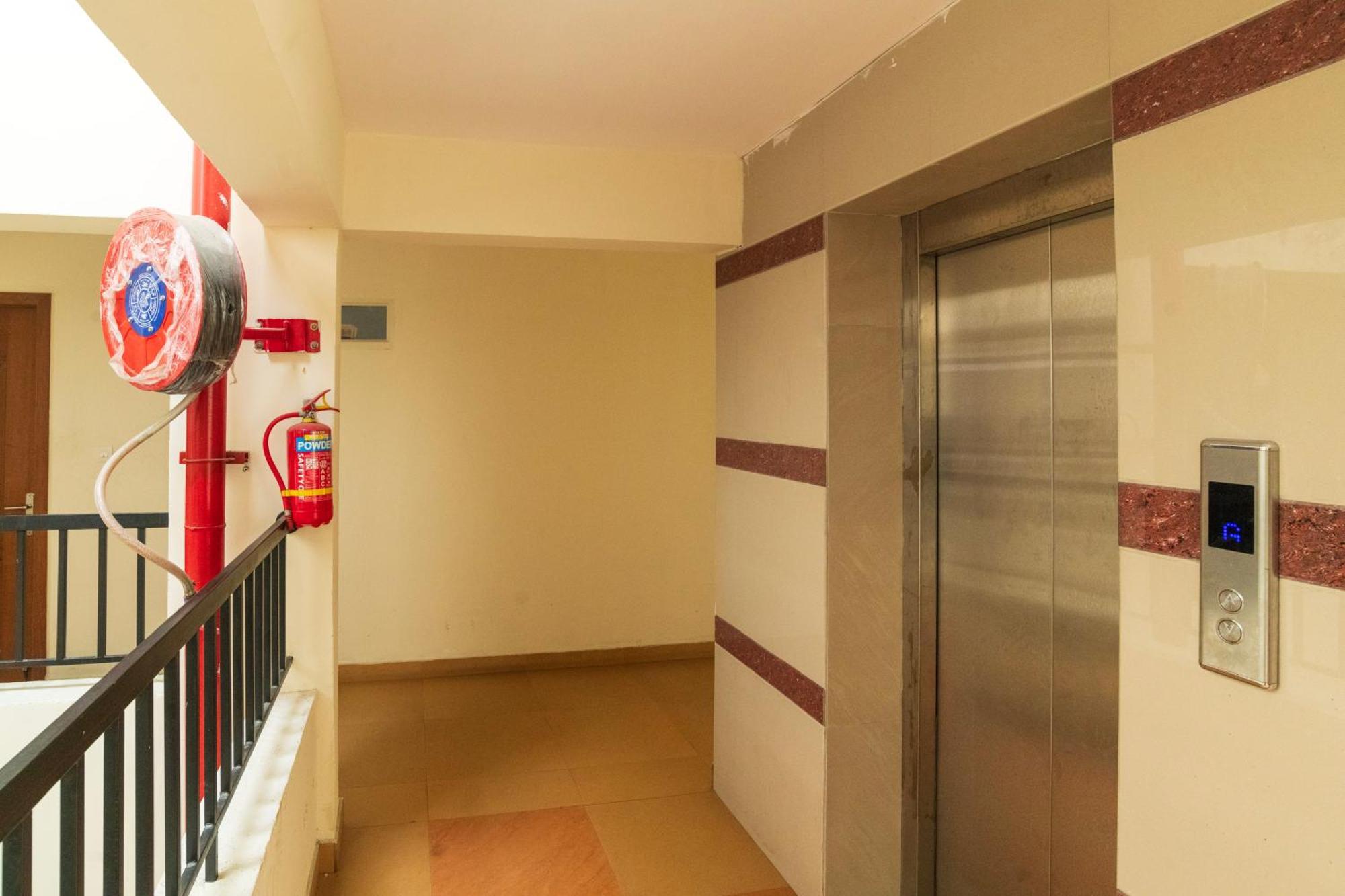 Hotel Sancta Maria Airport