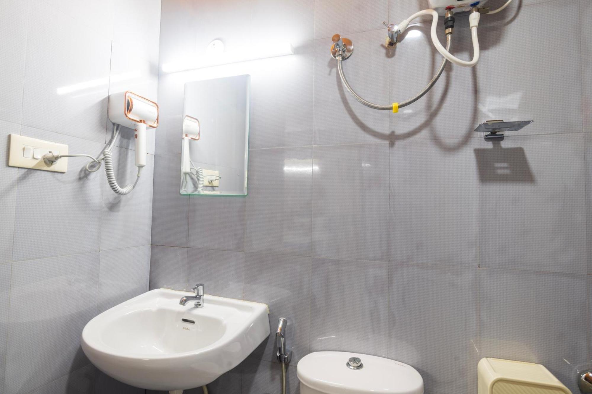 Hotel Sancta Maria Airport Kochi