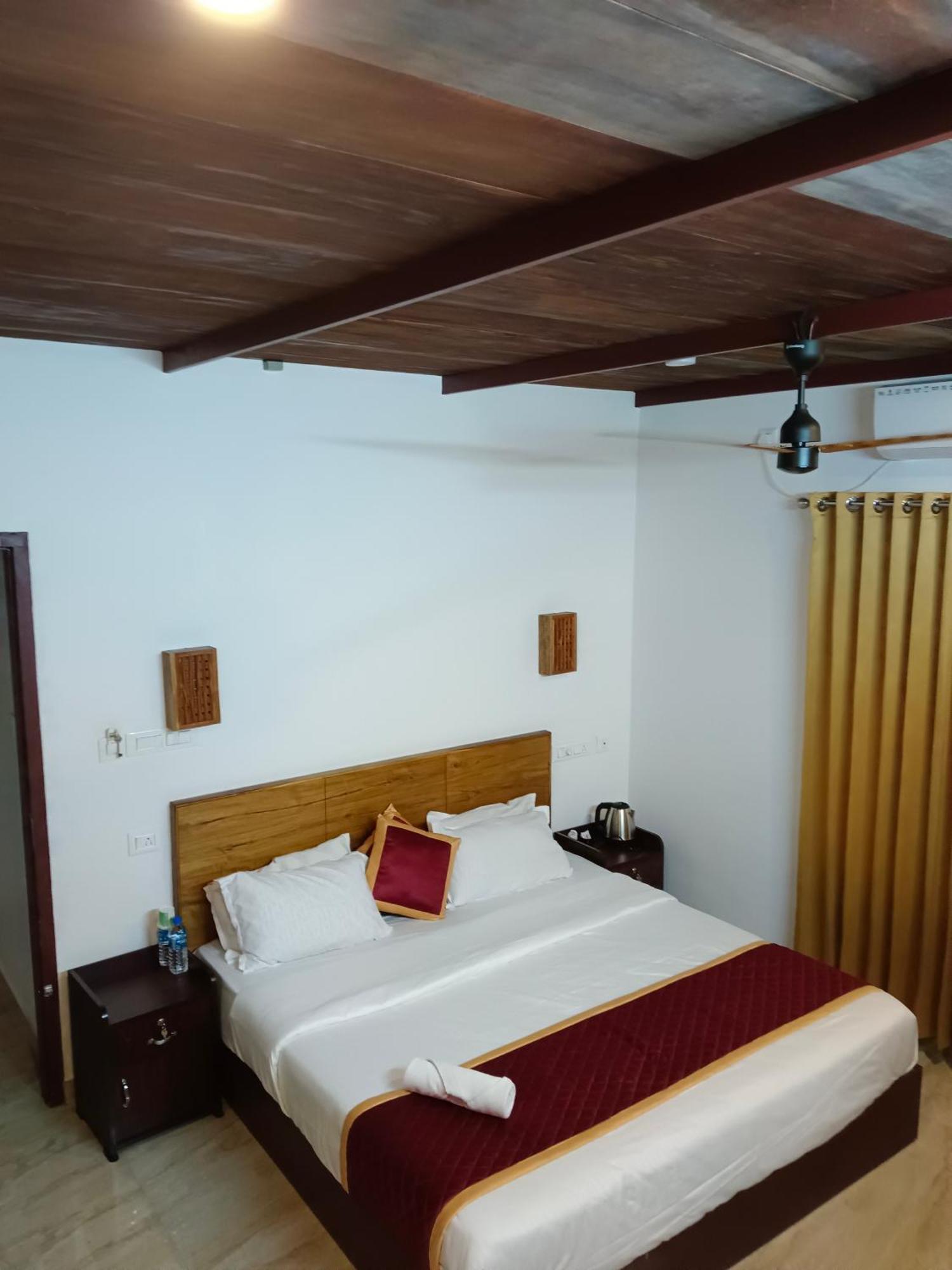 Aparthotel Vajra Ayurveda And Yoga Retreat Kochi