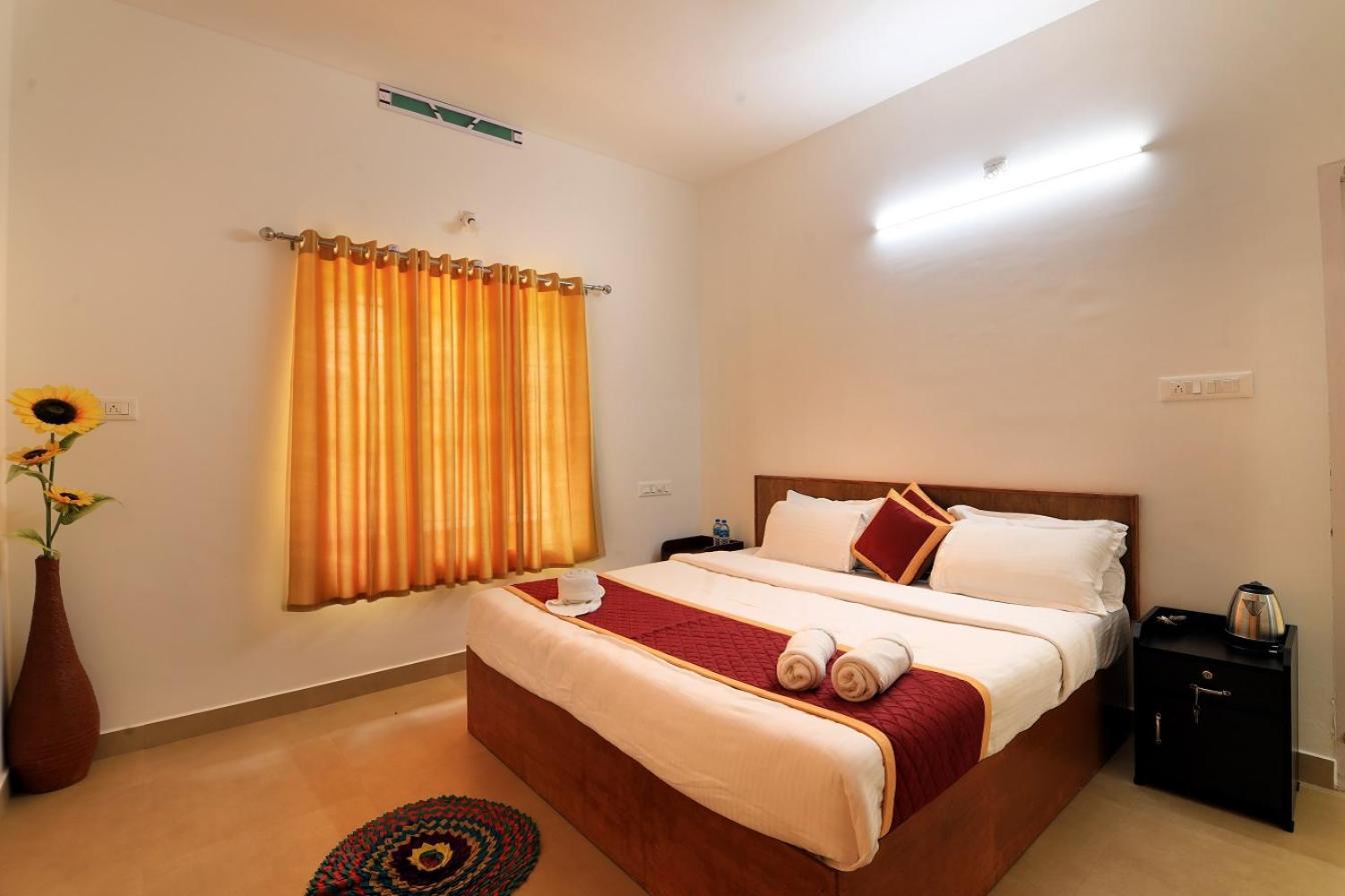 Vajra Ayurveda And Yoga Retreat *