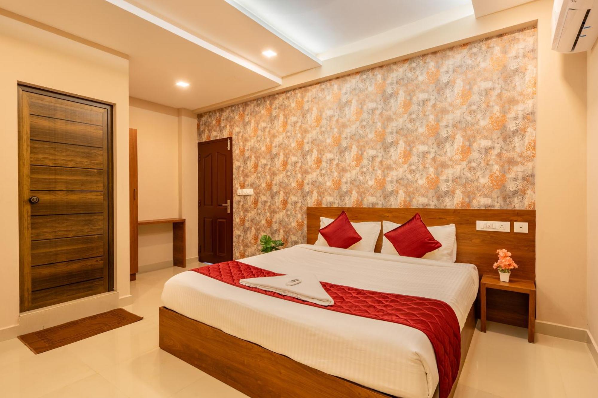 Yaad Residency