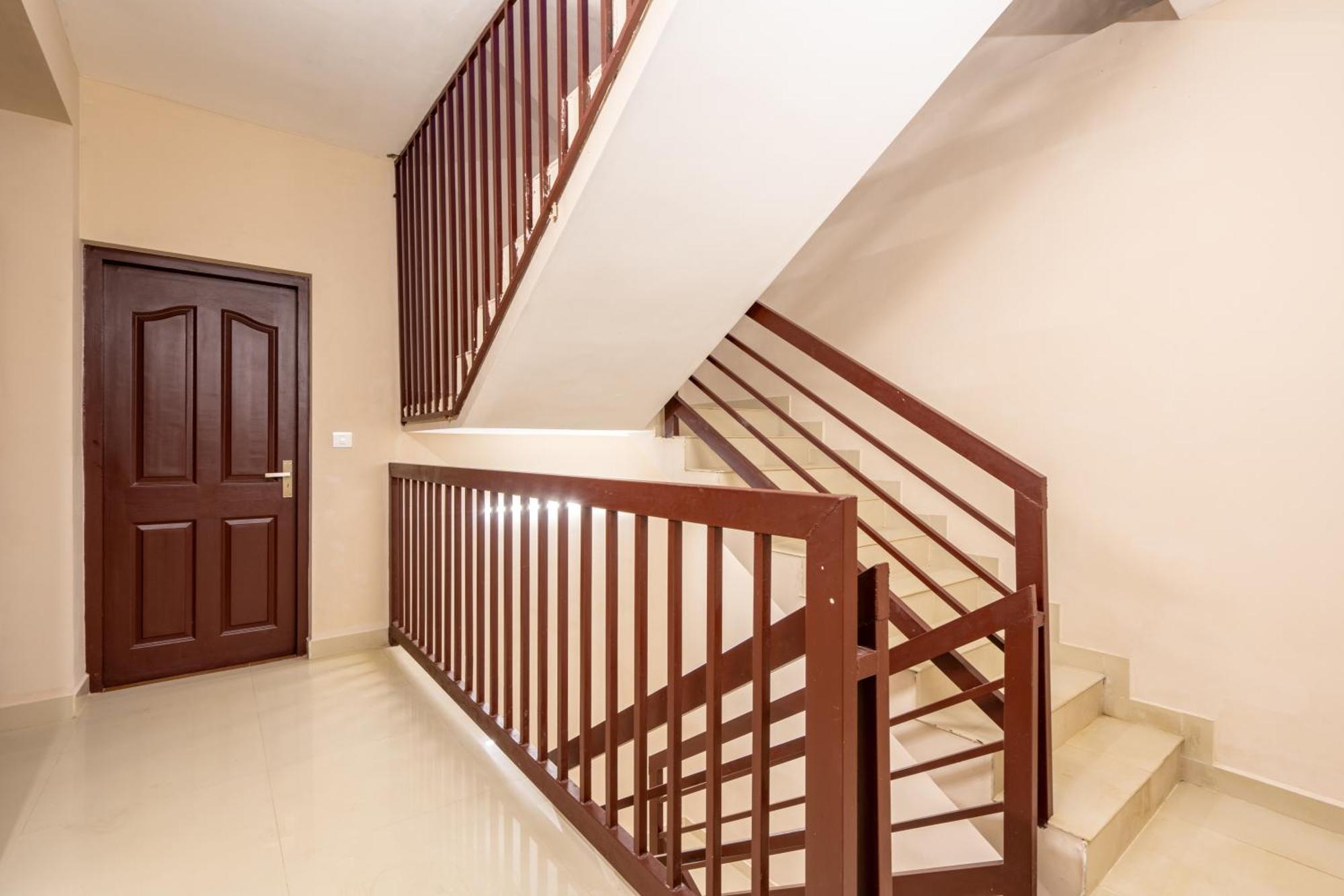 Hotel Yaad Residency Kochi