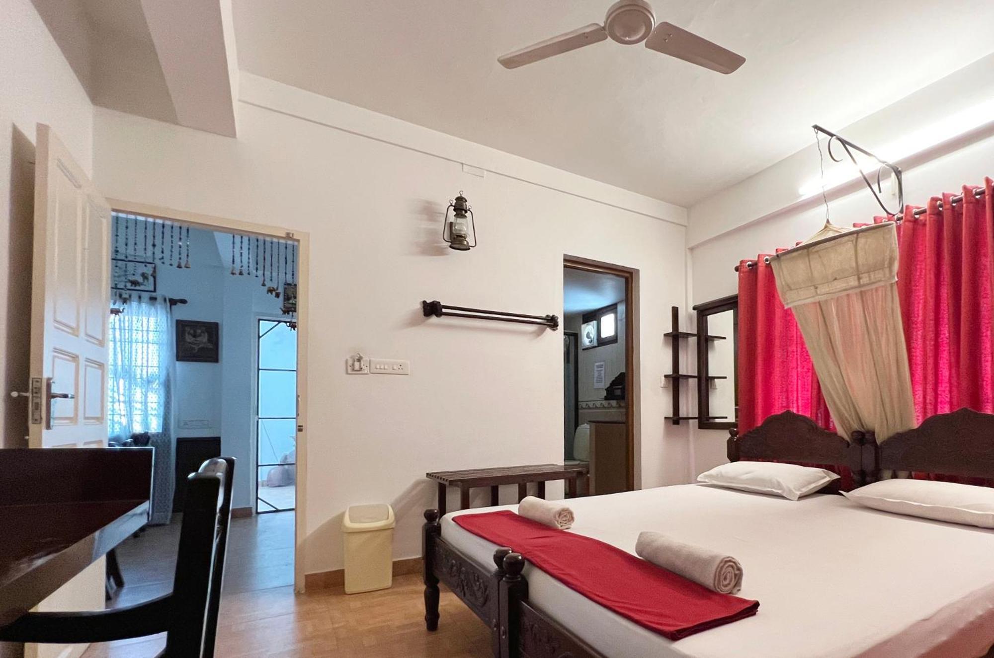 Homestay Reds Residency -