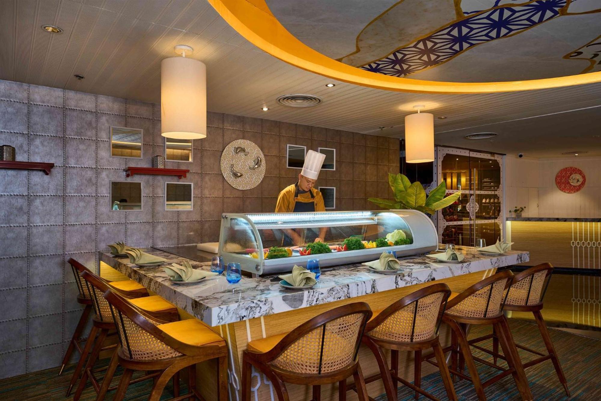 Hotel Crowne Plaza By Ihg Kochi