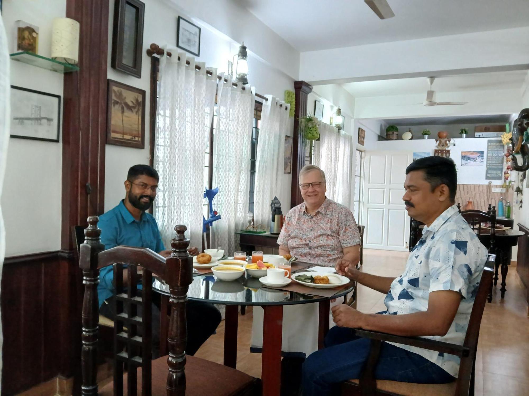 Reds Residency - * Kochi