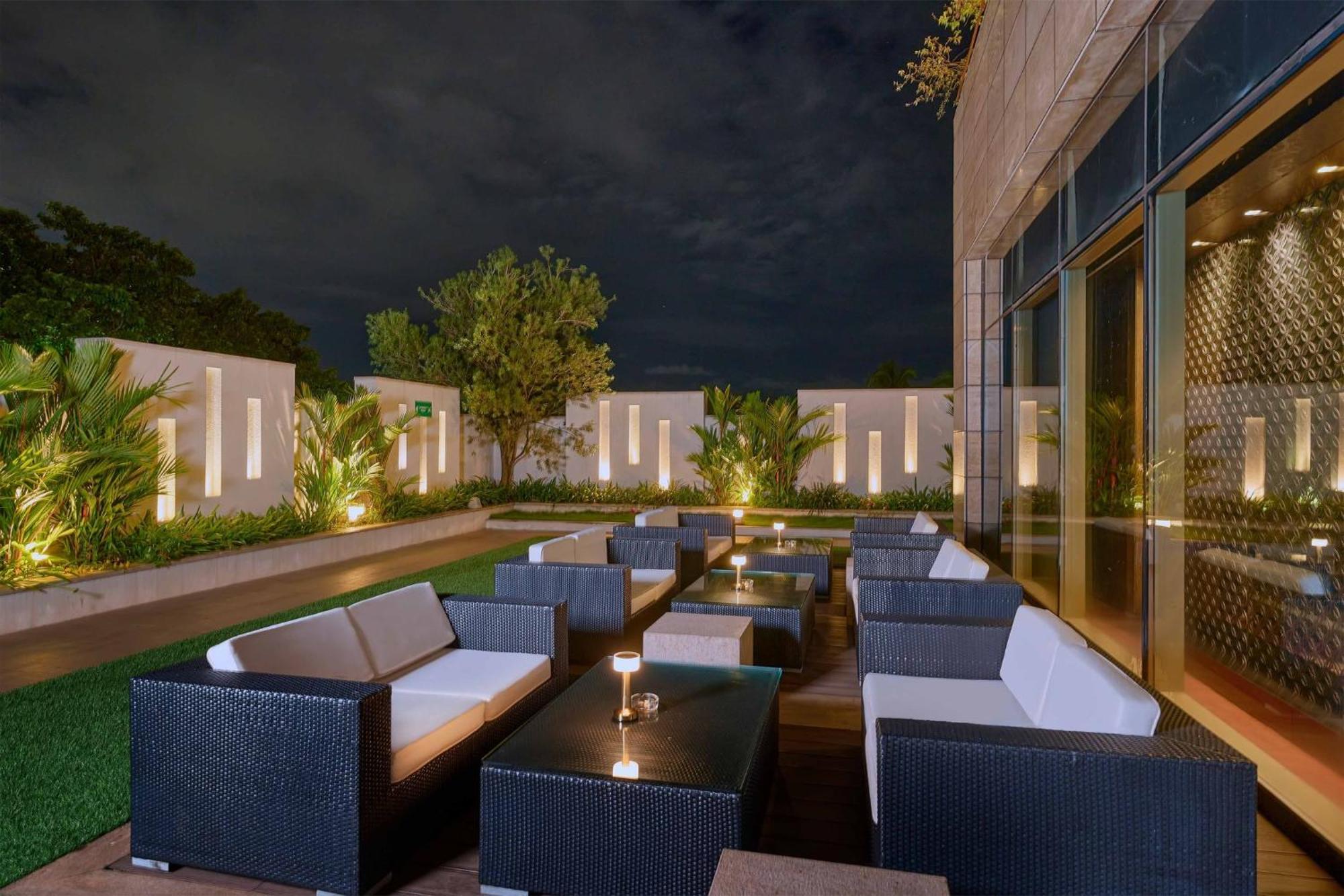 Crowne Plaza By Ihg Hotel 5*