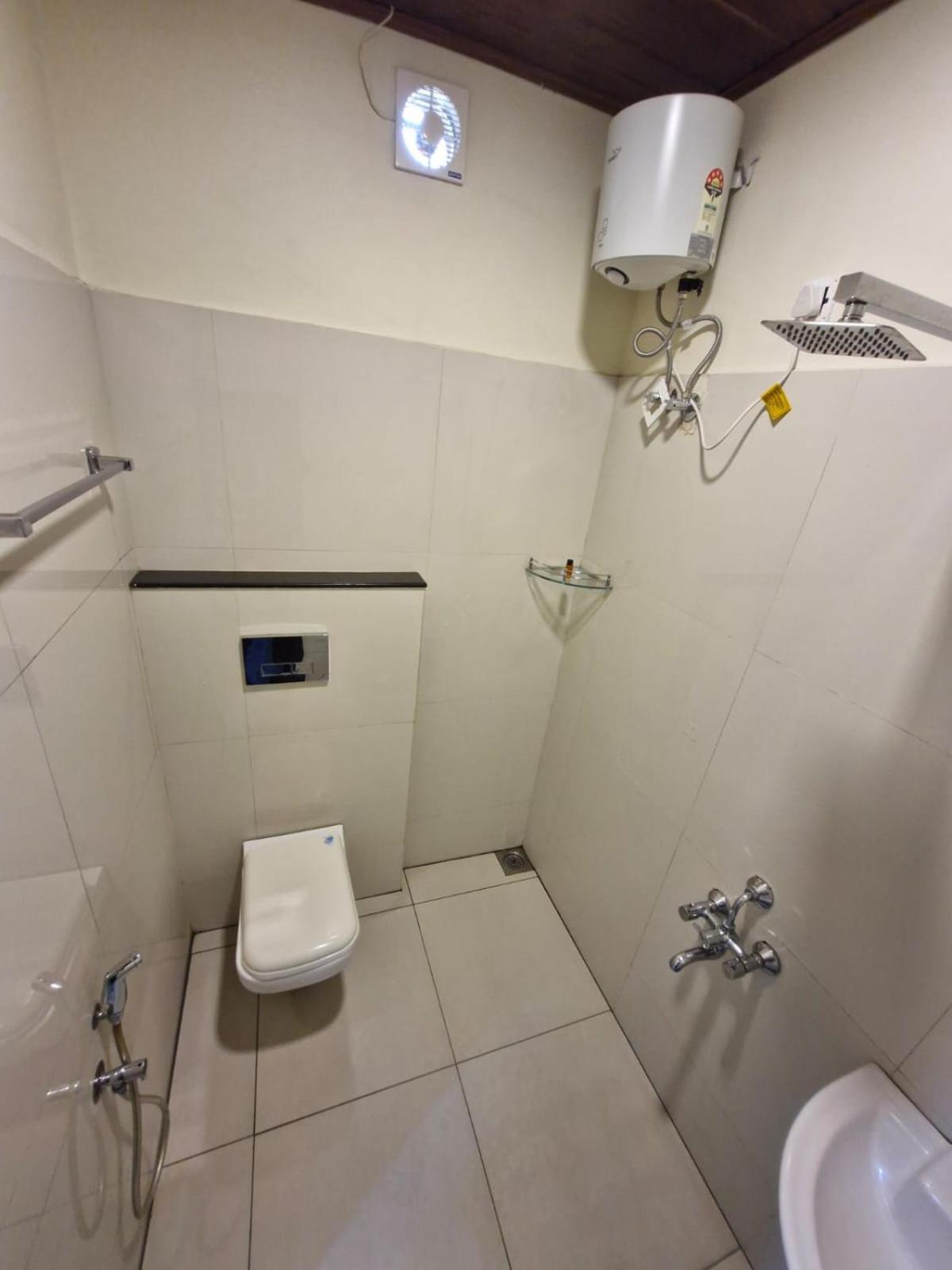 Muziris Manor Residency Hotel *