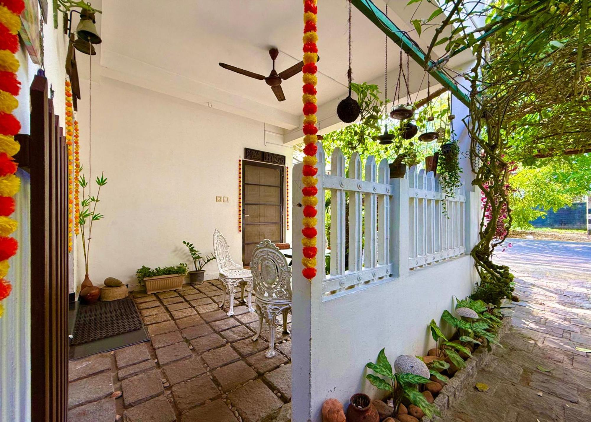 Reds Residency - Homestay