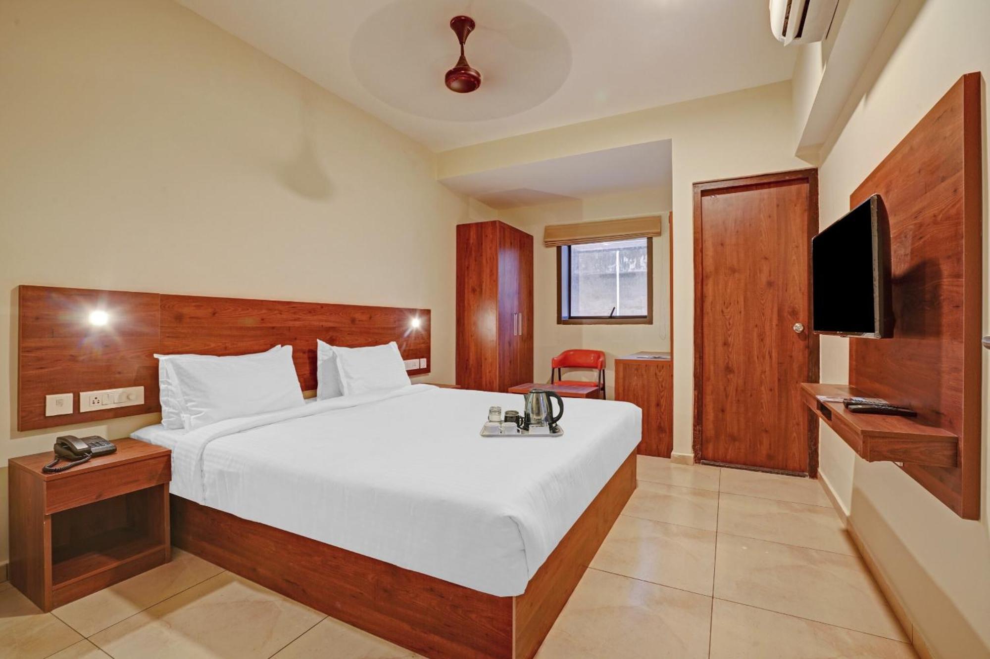 Hotel Super Townhouse Edasserys Sea Pearl