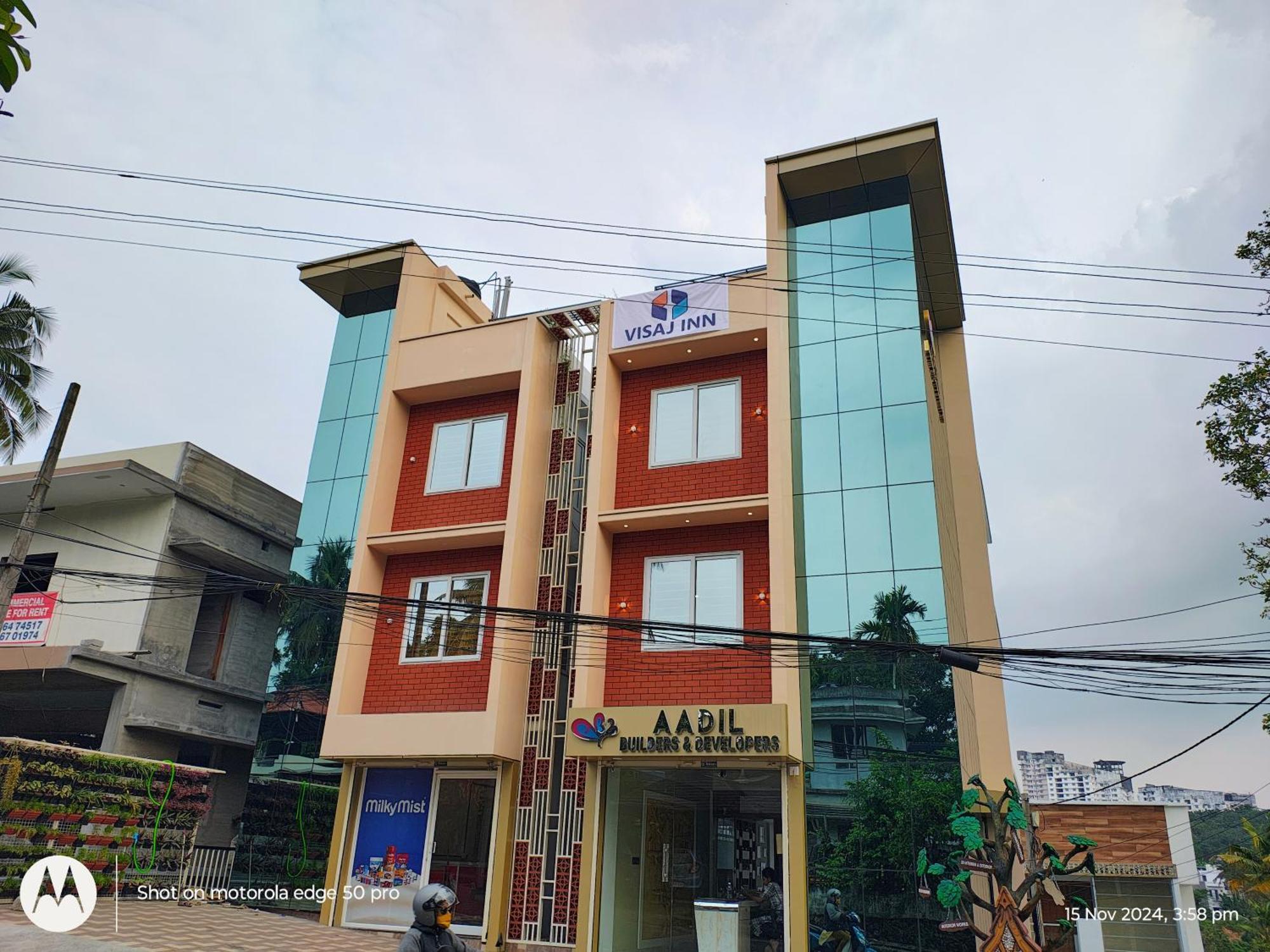 Visaj Inn Kochi