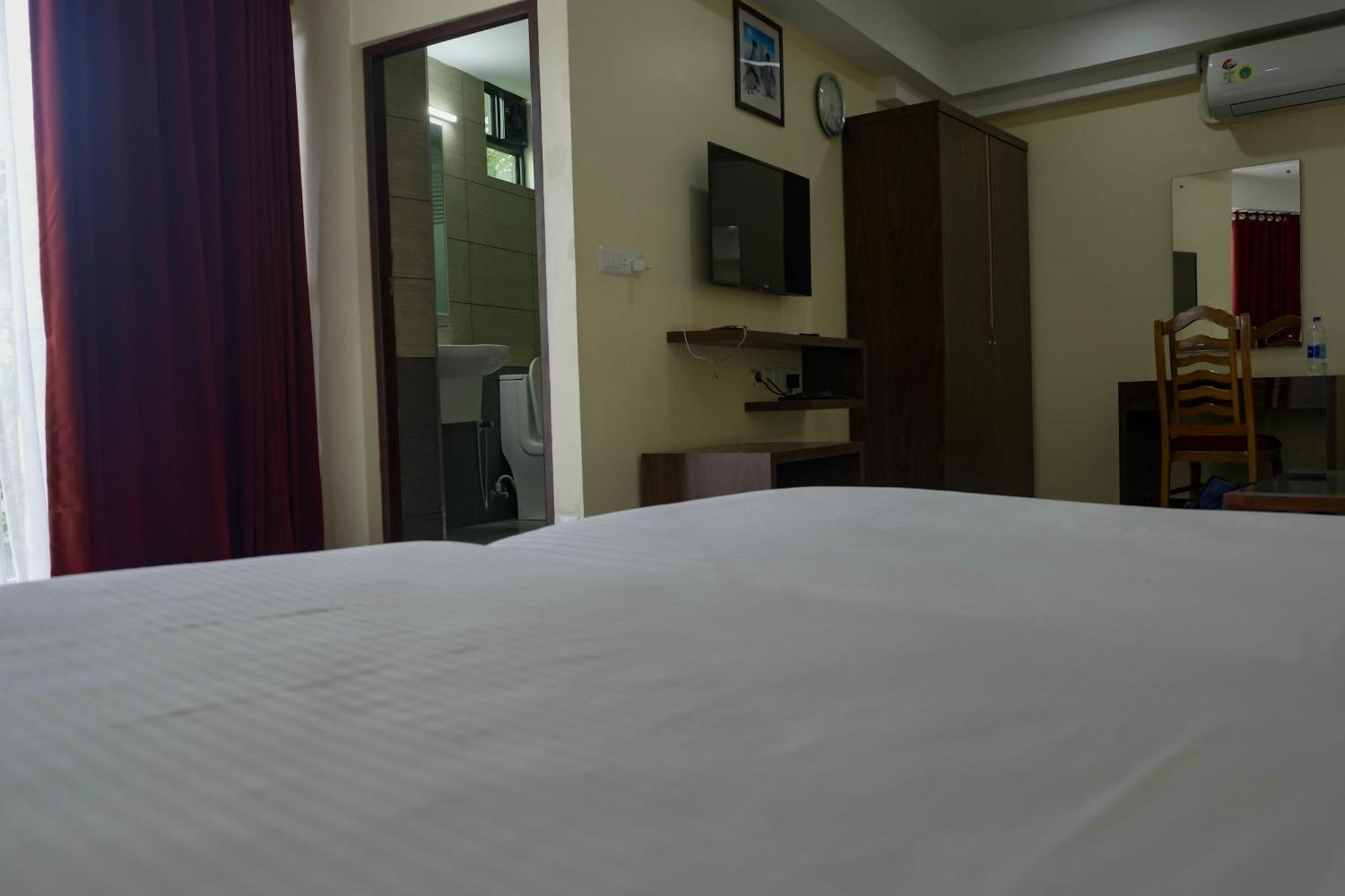 Hotel Ghala Premier Residency *