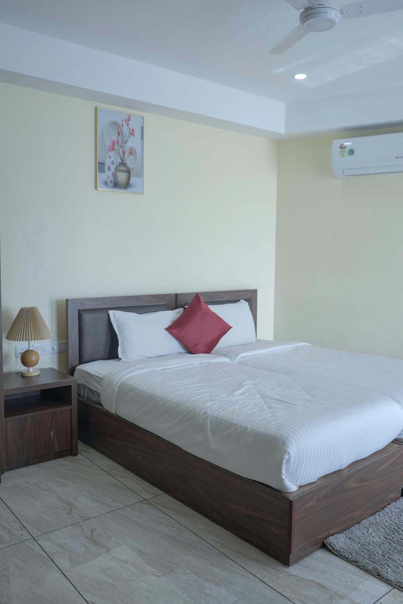 Ghala Premier Residency *