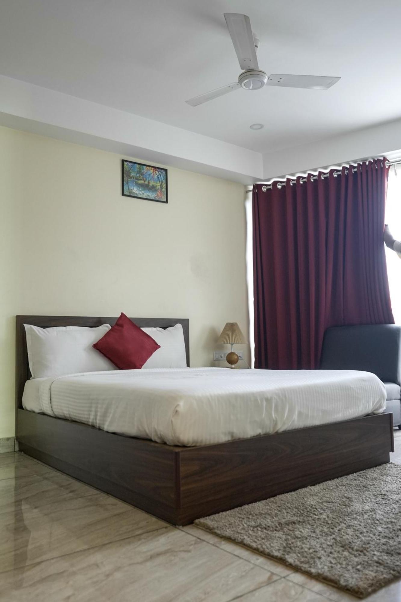 Ghala Premier Residency Hotel *