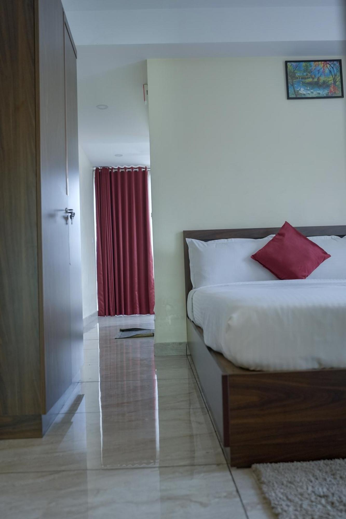 Hotel Ghala Premier Residency *