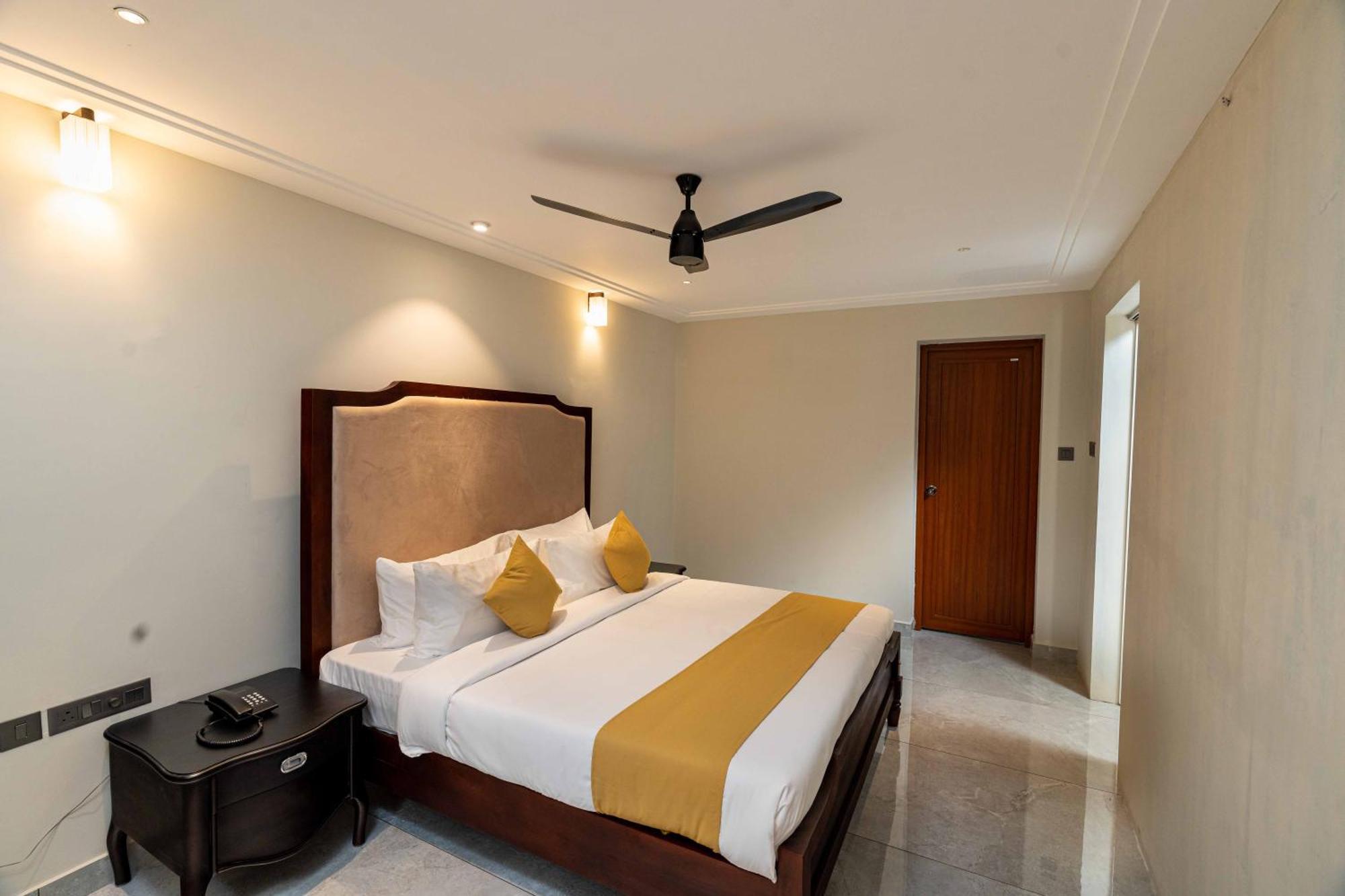 Court 11 By Dimora Hotel 3*