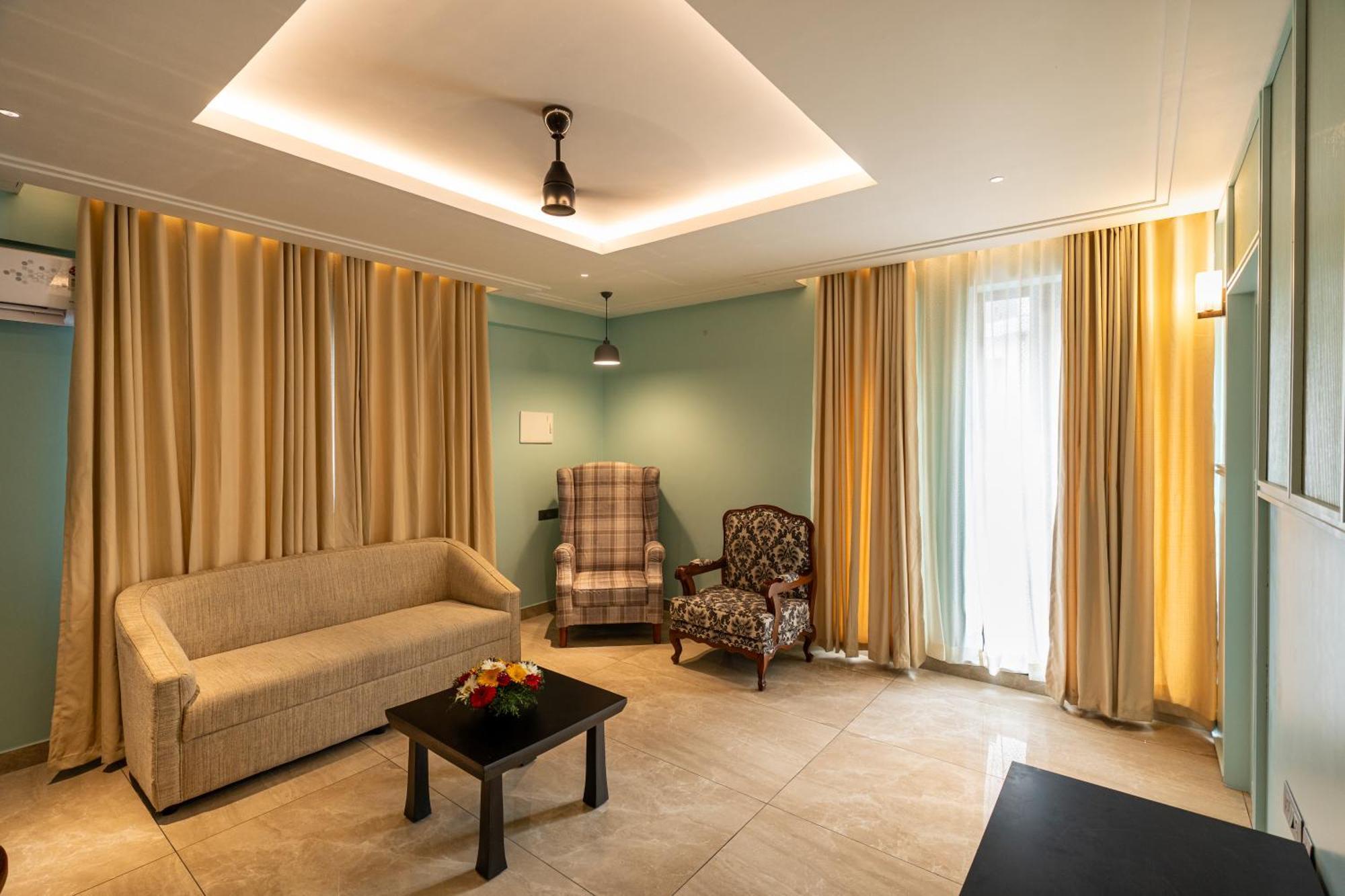 Hotel Court 11 By Dimora Kochi