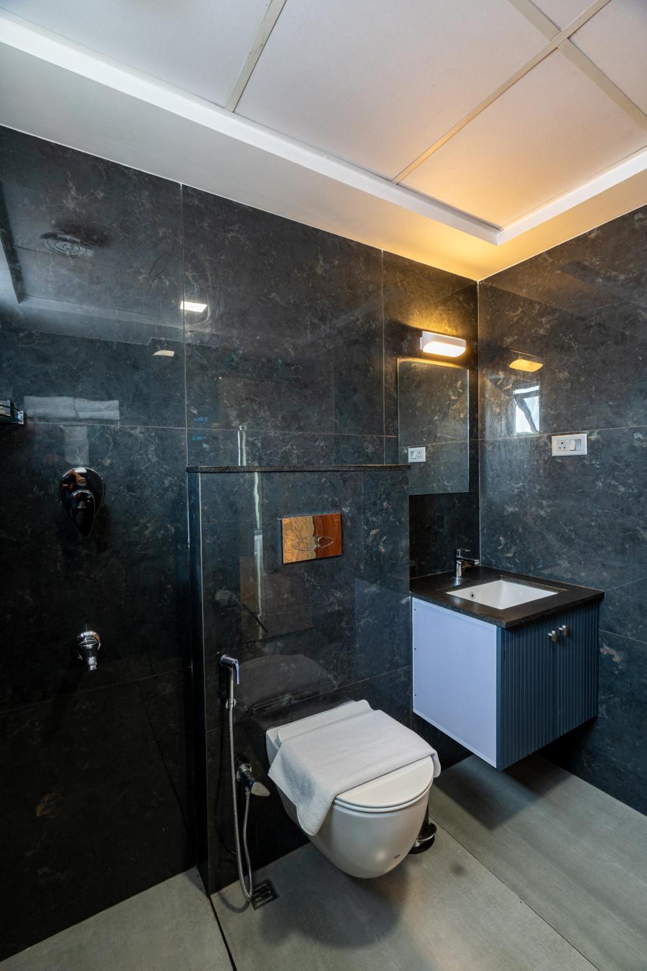 Court 11 By Dimora Hotel