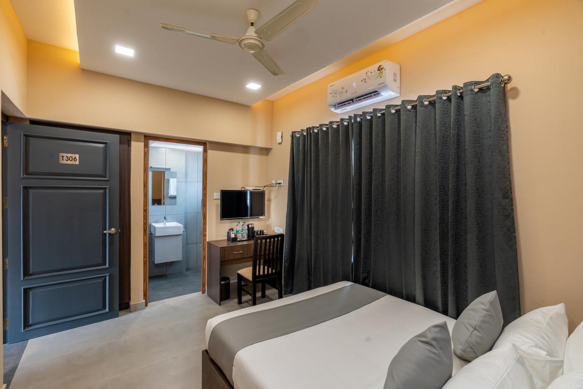 Court 11 By Dimora Kochi