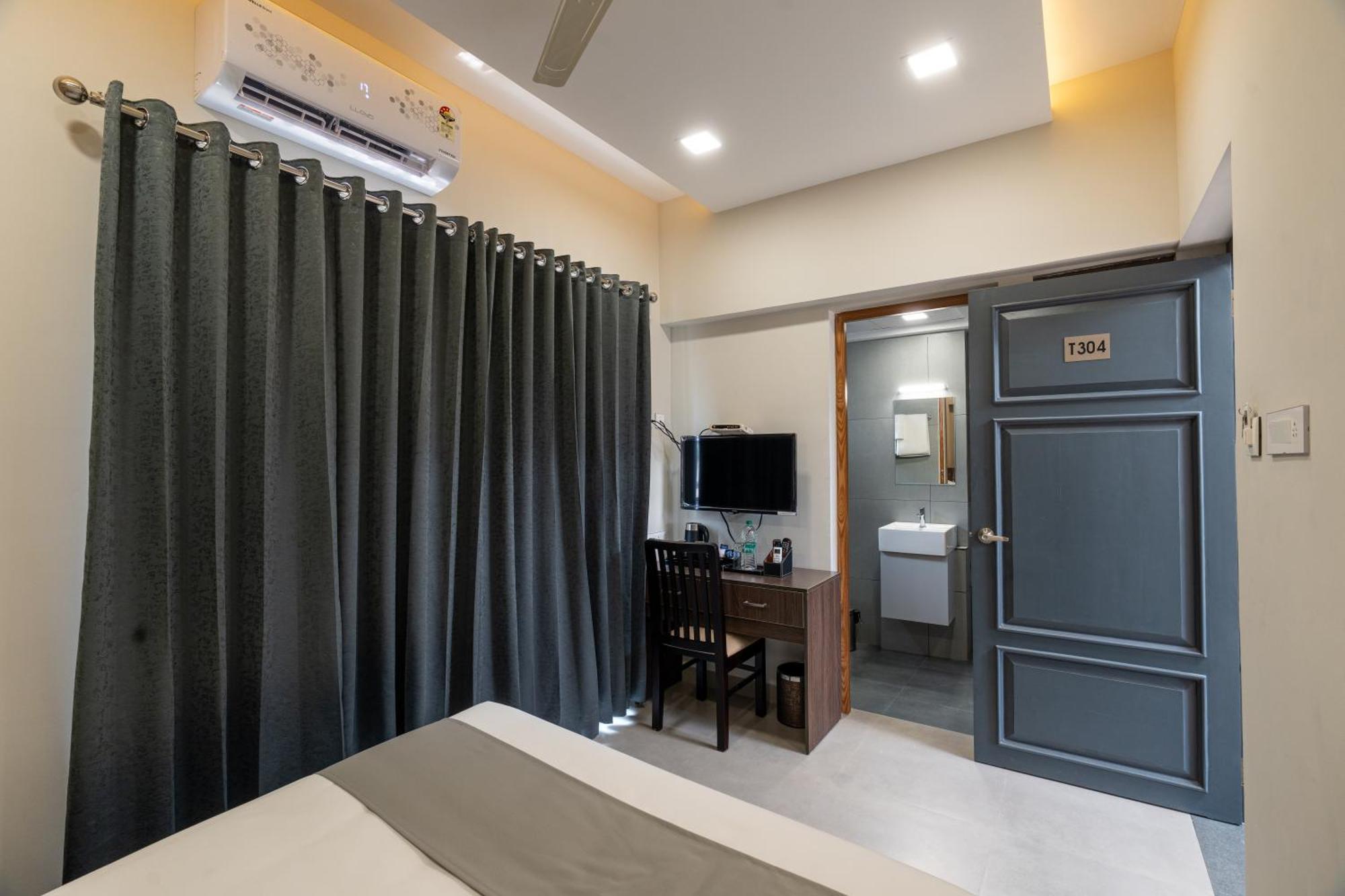 Court 11 By Dimora Hotel