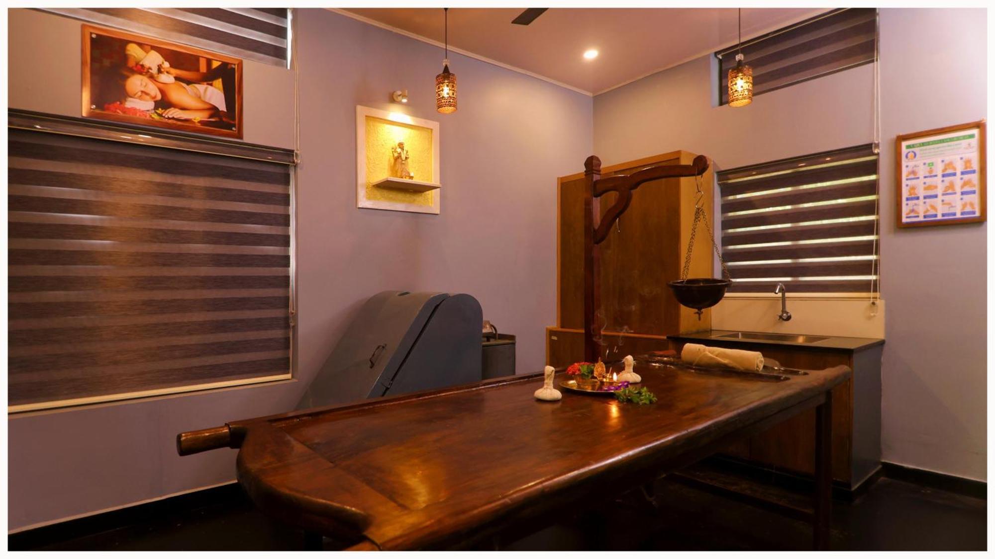 Aparthotel Vajra Ayurveda And Yoga Retreat