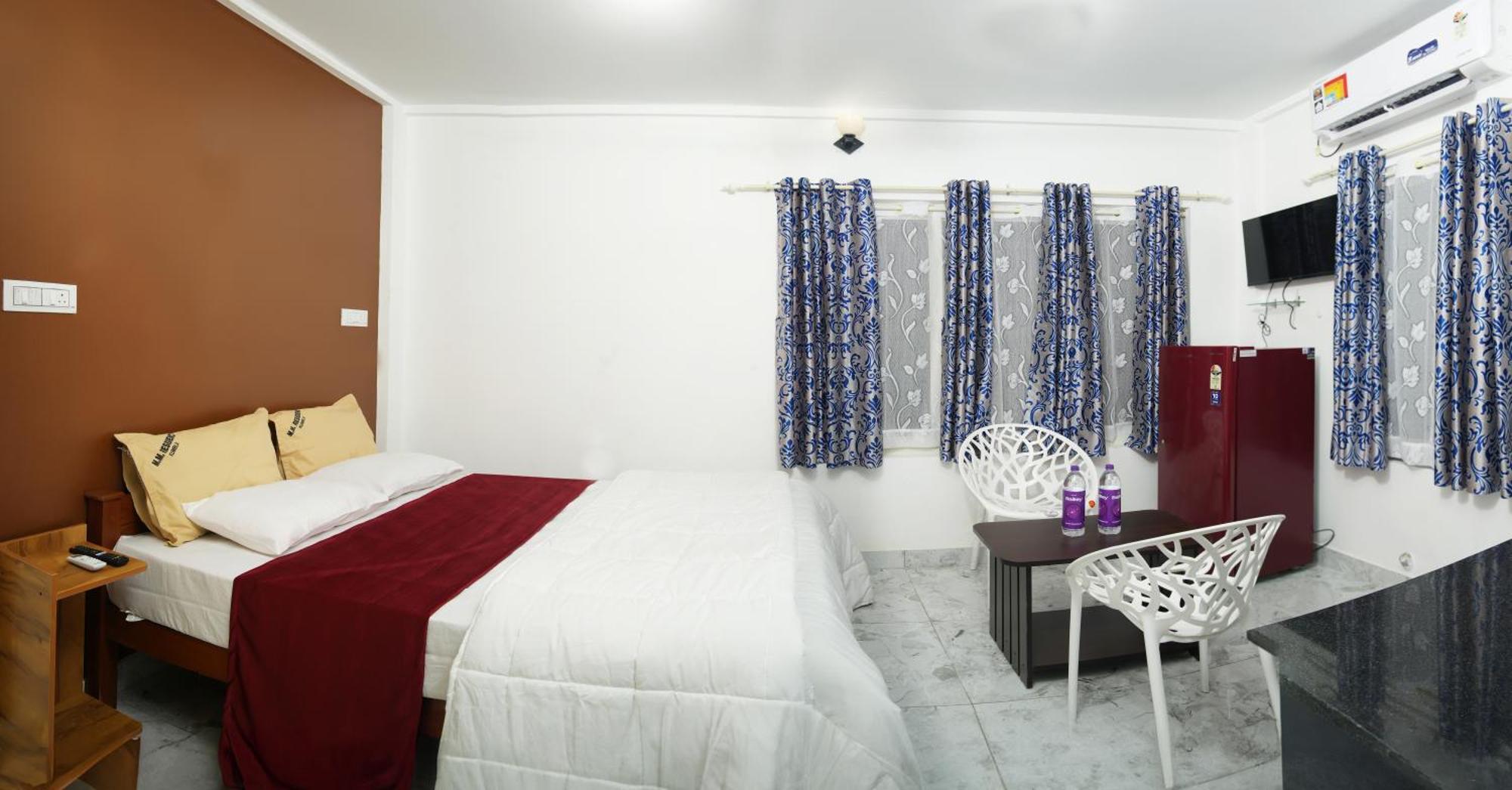 M M Residency Hotel 3*