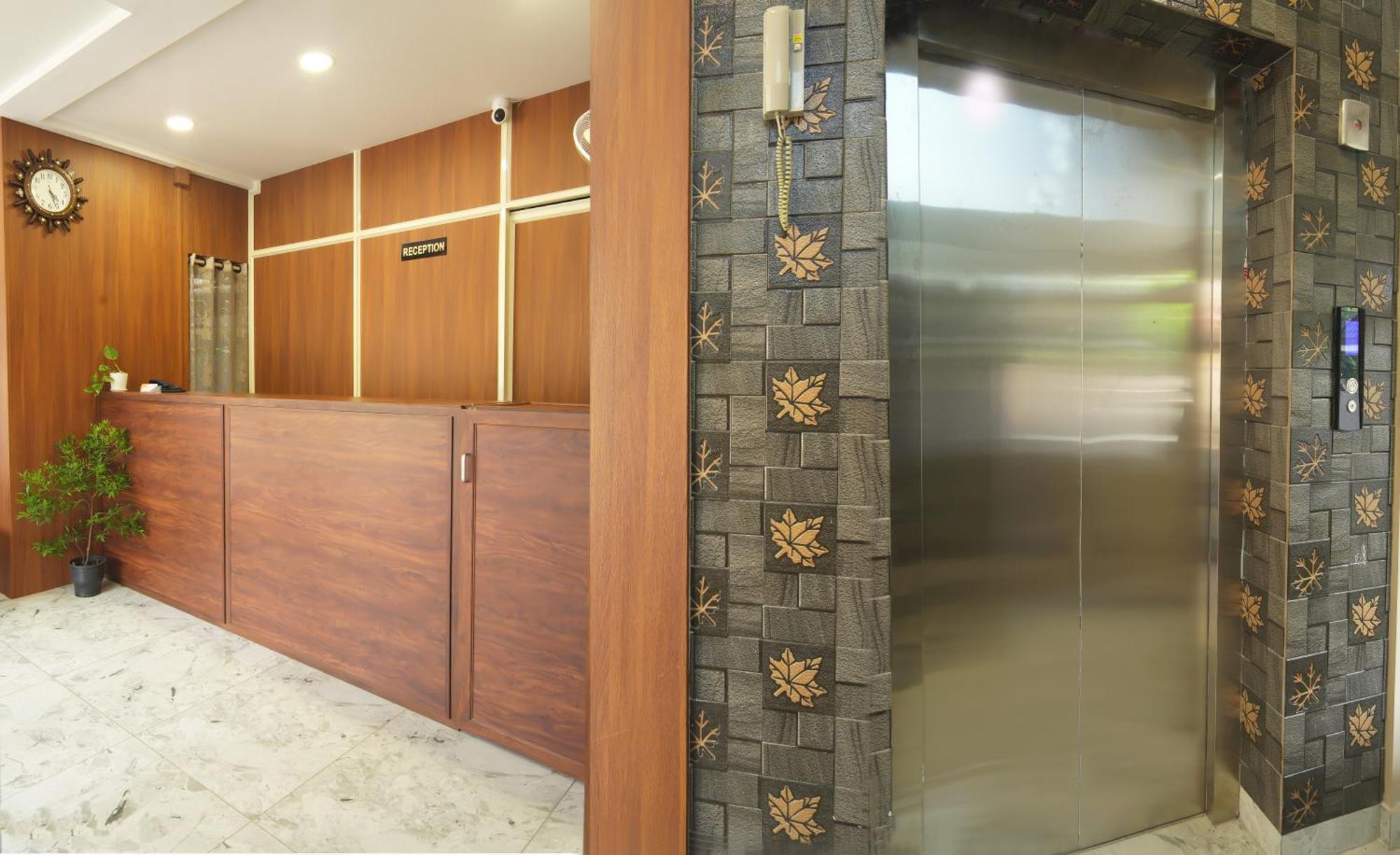 Hotel M M Residency 3*
