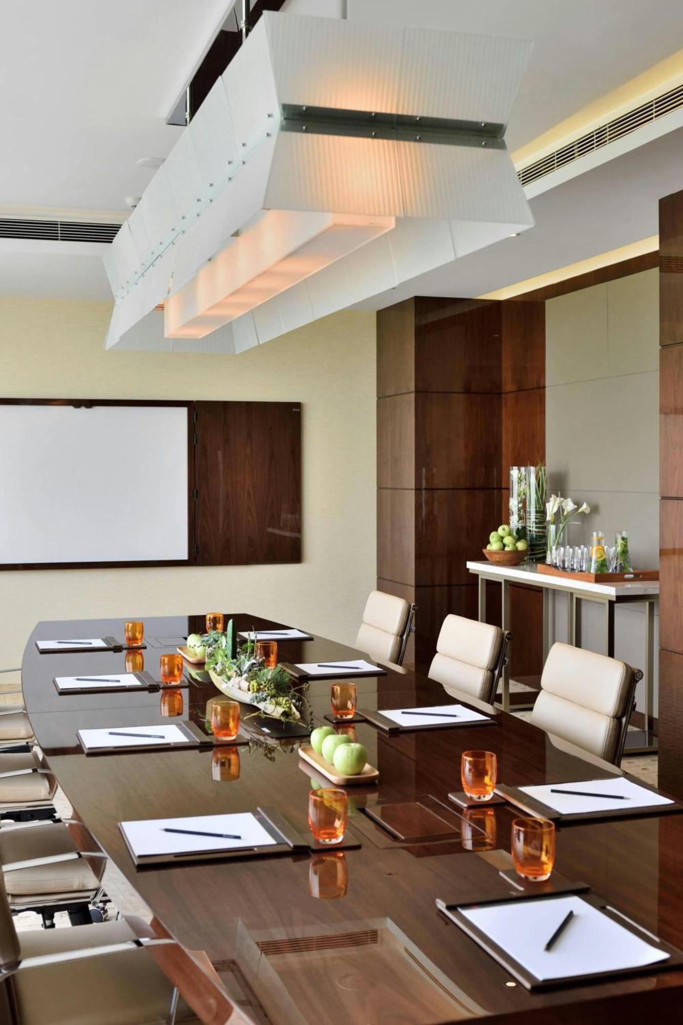 Marriott Hotel 5*