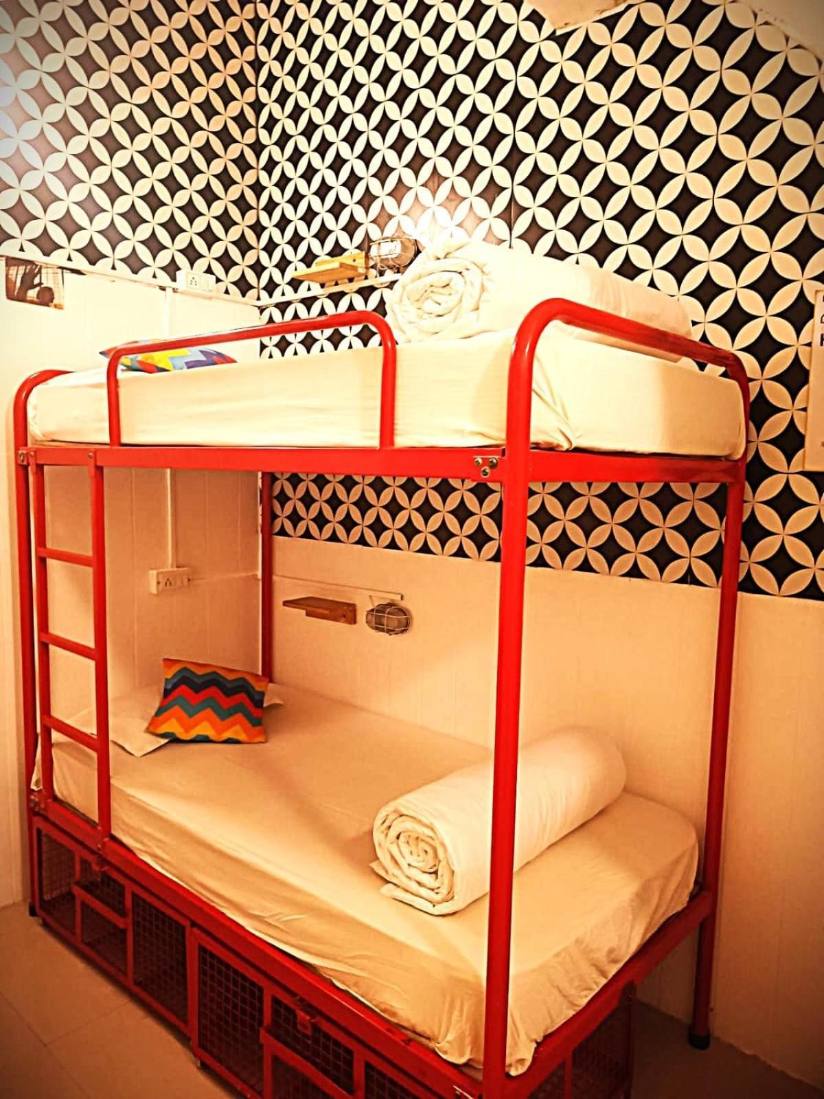 Gostops Lite Kochi Hostel