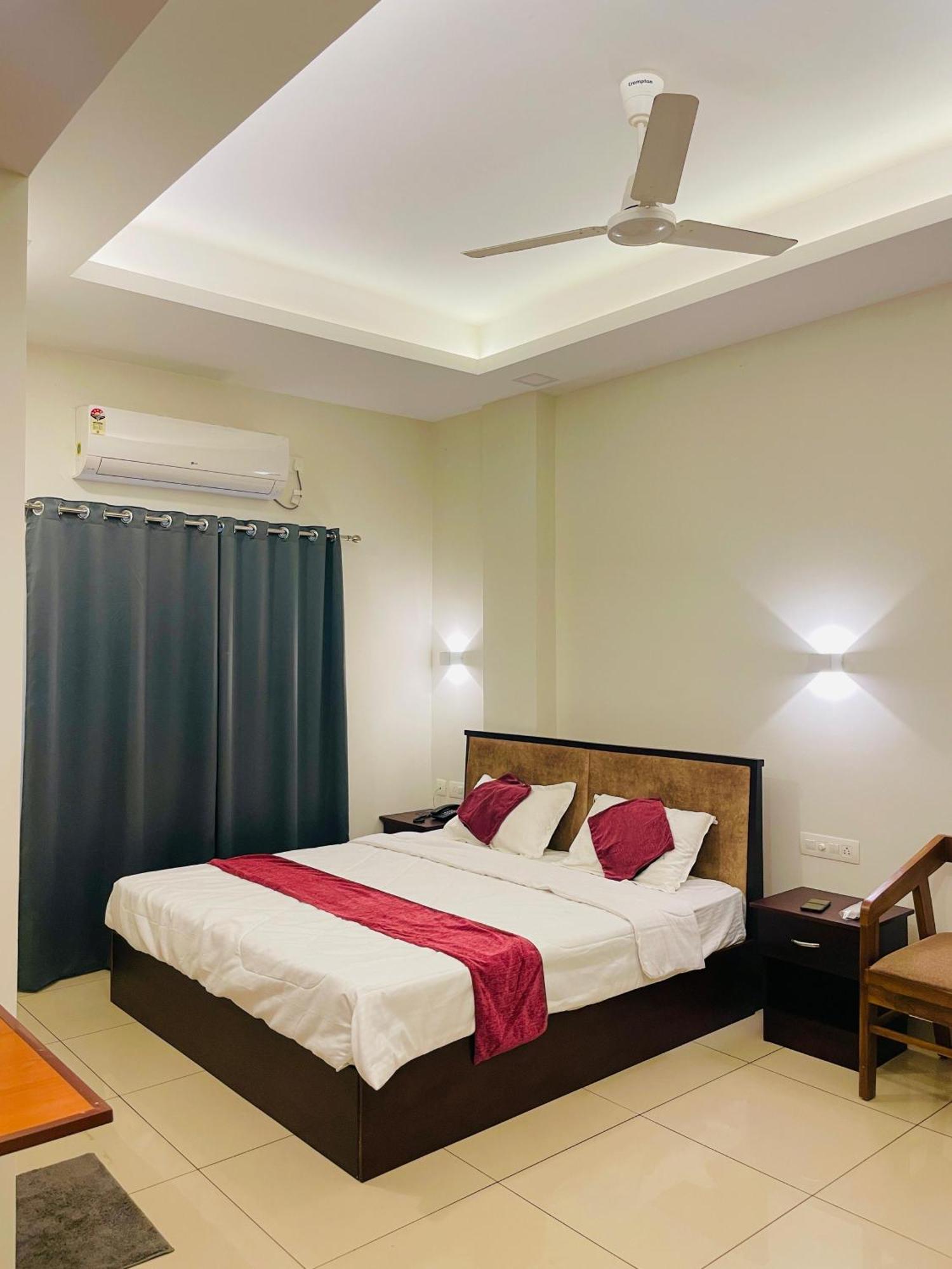 Hotel House 3*