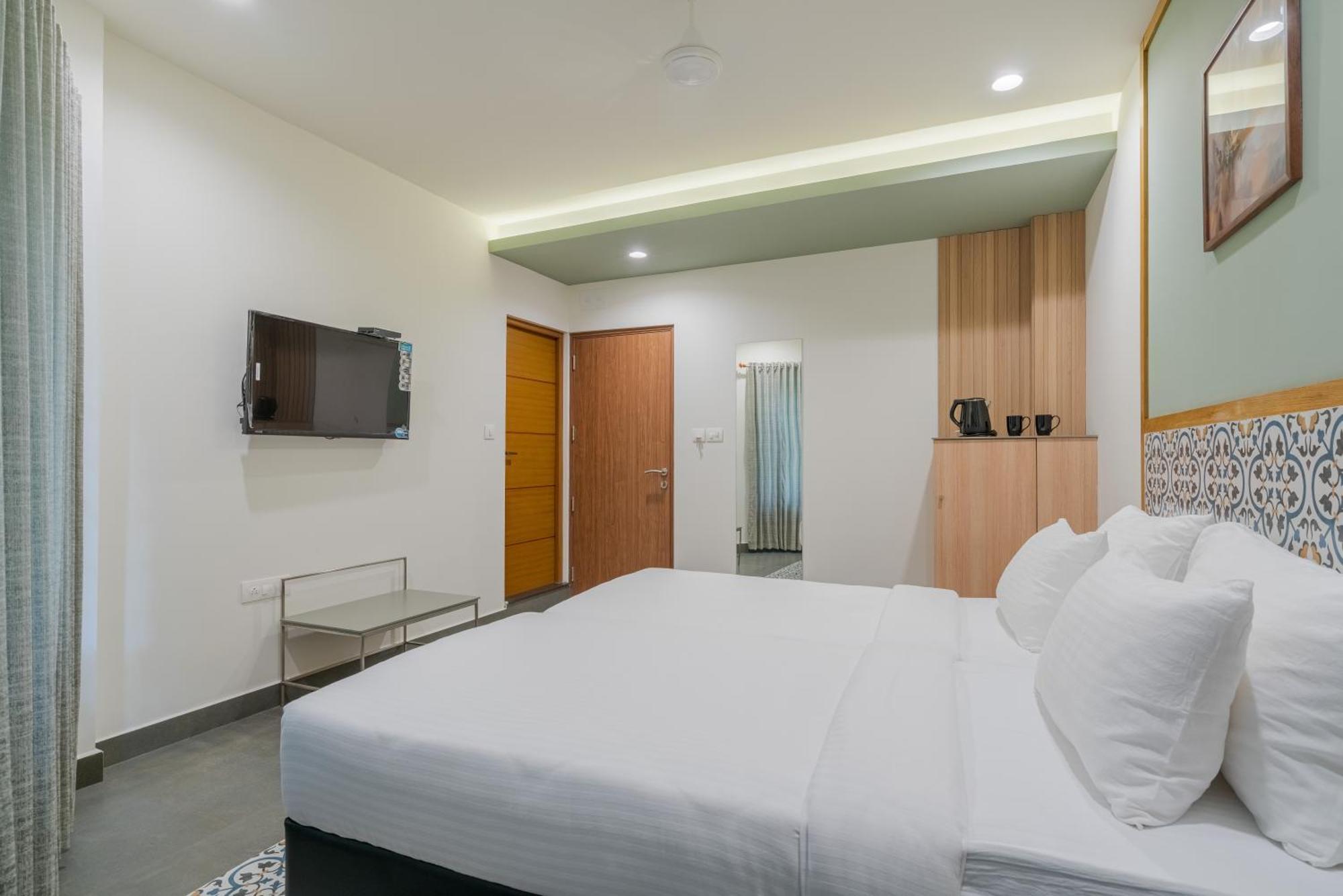 Hotel Aryaas Regent 3*