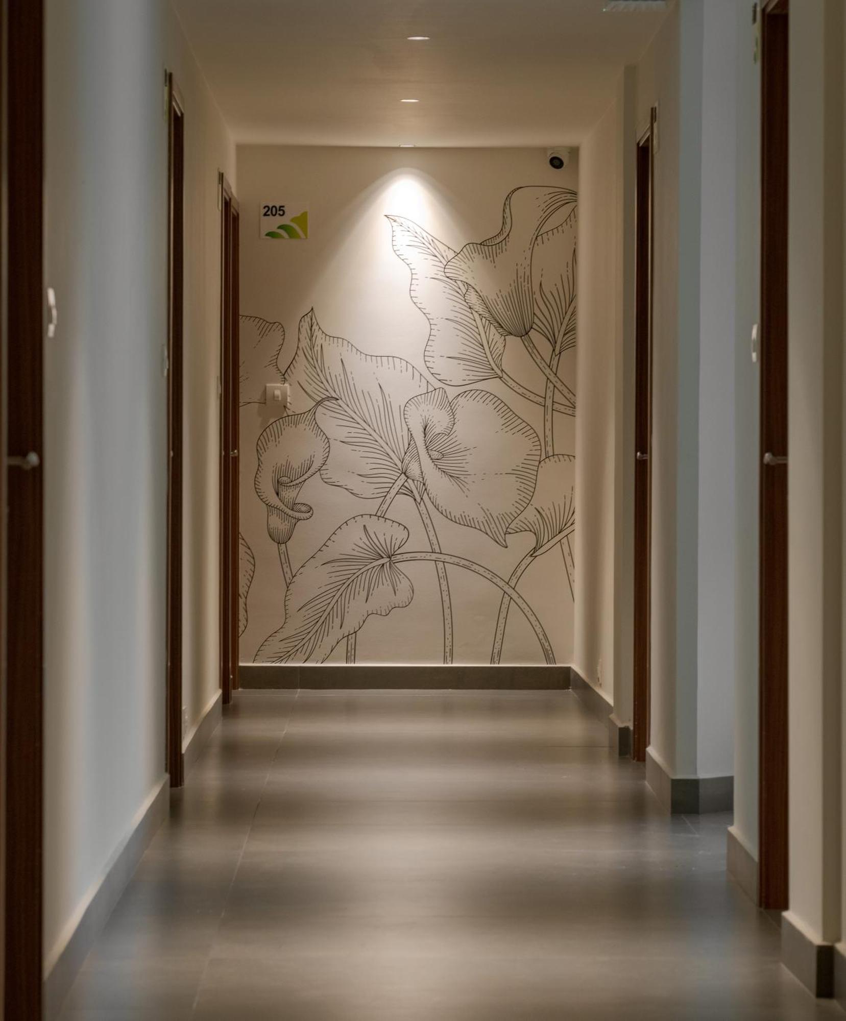 Hotel Aryaas Regent