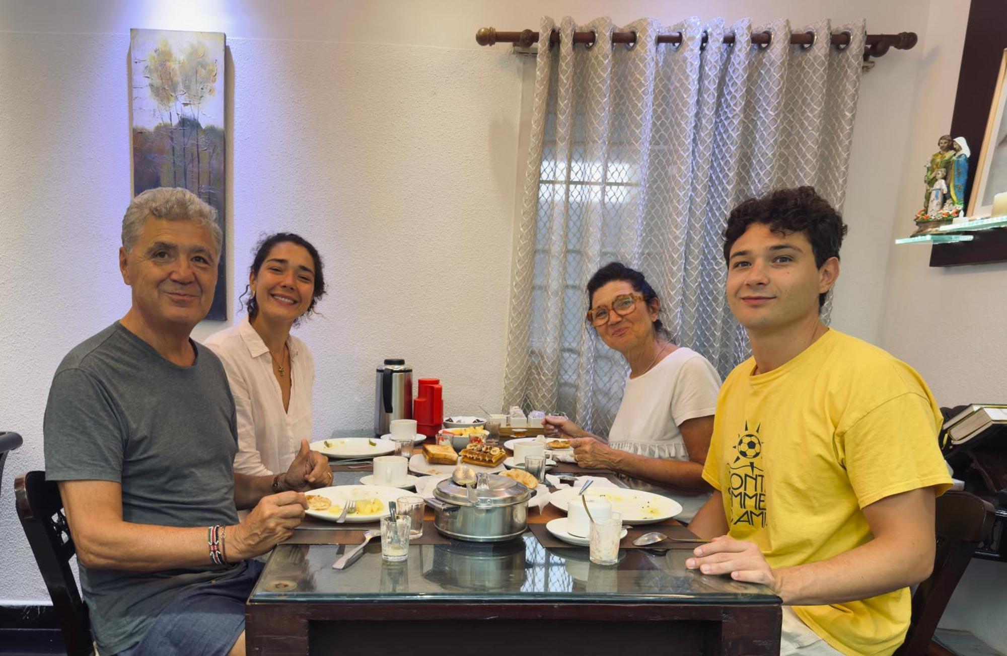 Homestay Reds Residency - *
