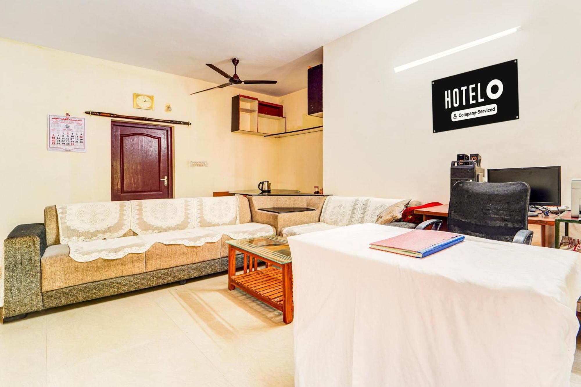 Hotel Super O Nettoor Near Lakeshore Hospital Kochi