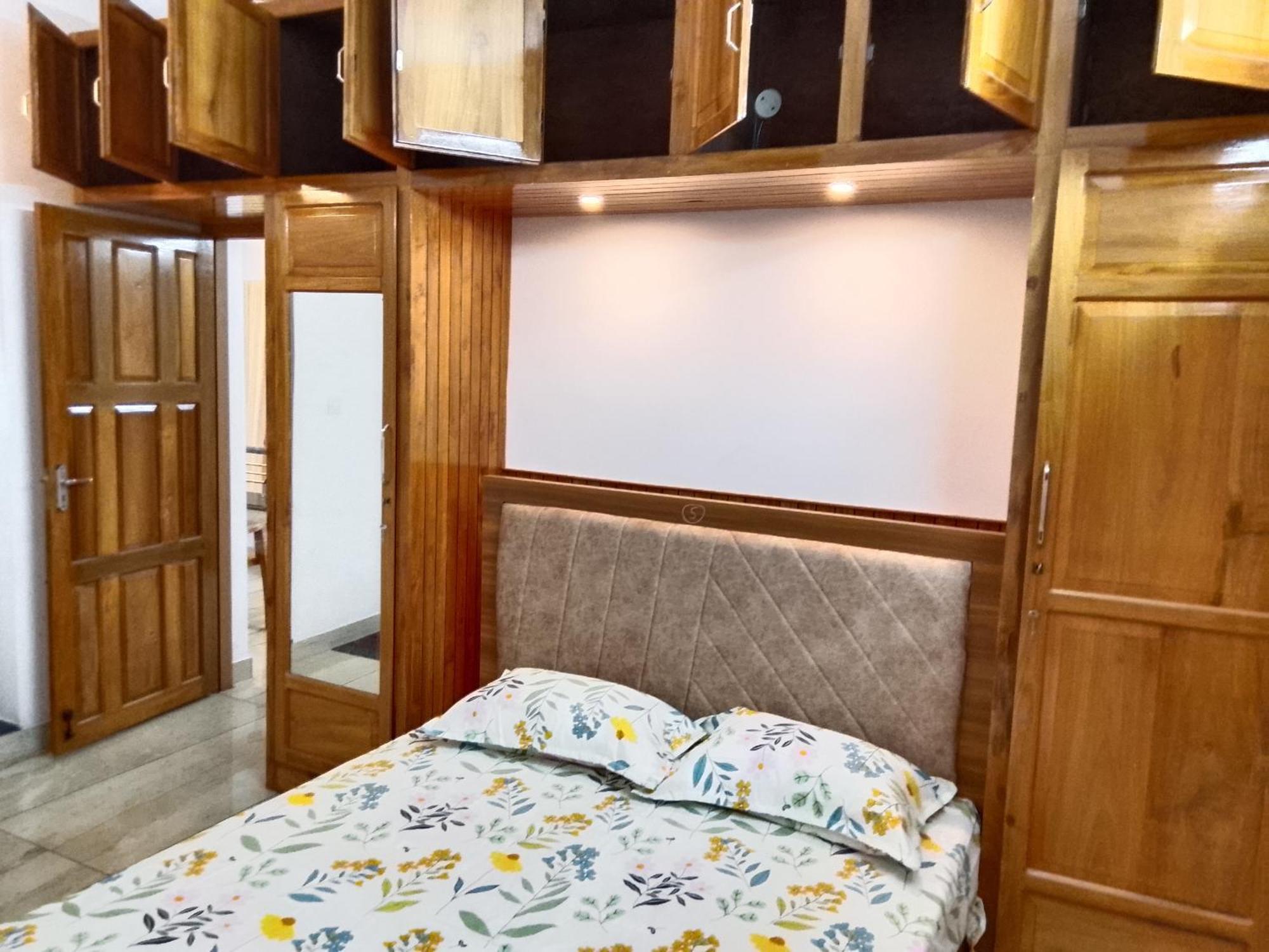 Hill Crown Wonder Palace Holiday home