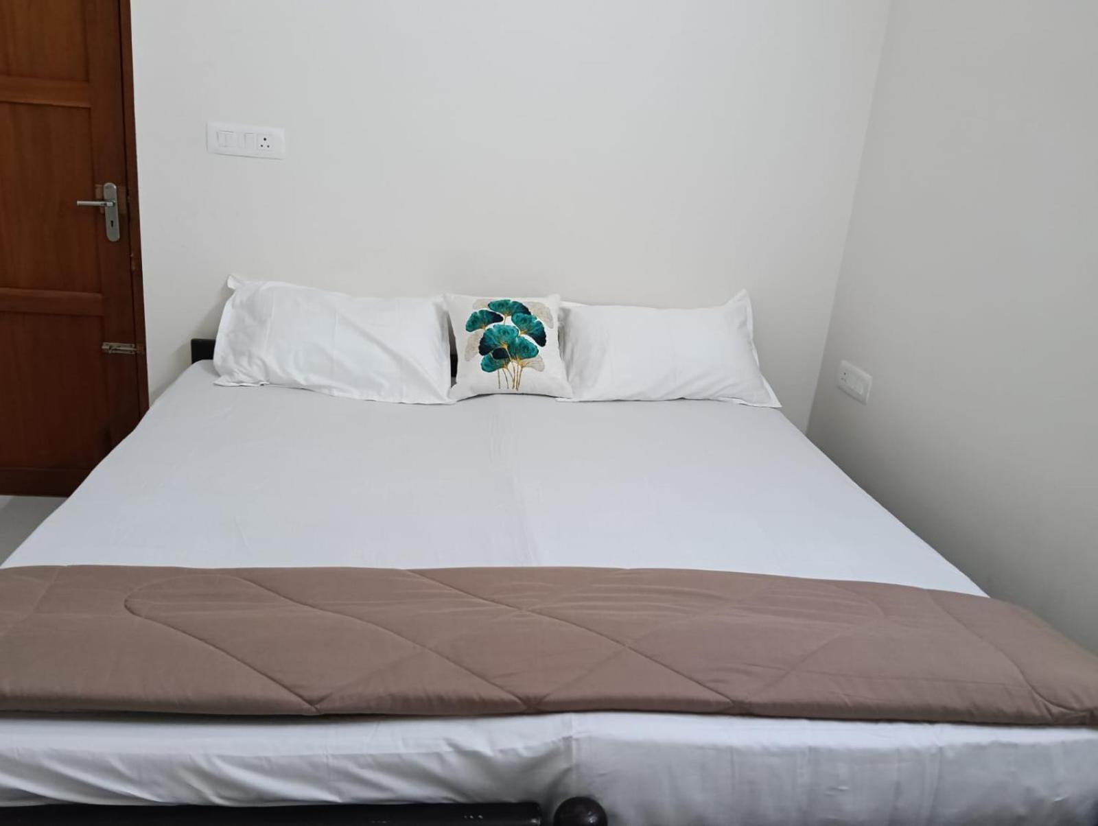 Ocean Clifade Homestay *