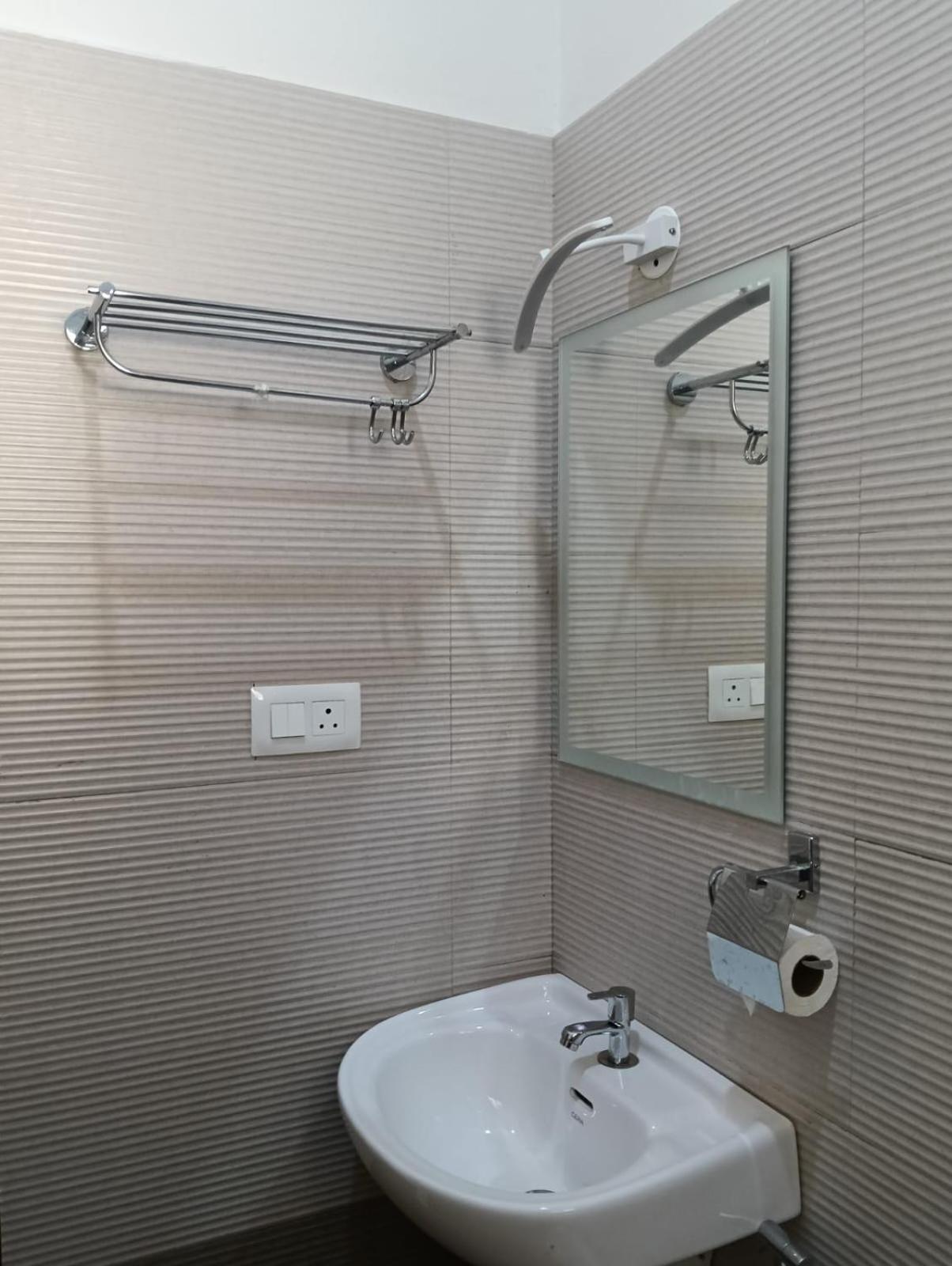 Ocean Clifade Homestay Kochi
