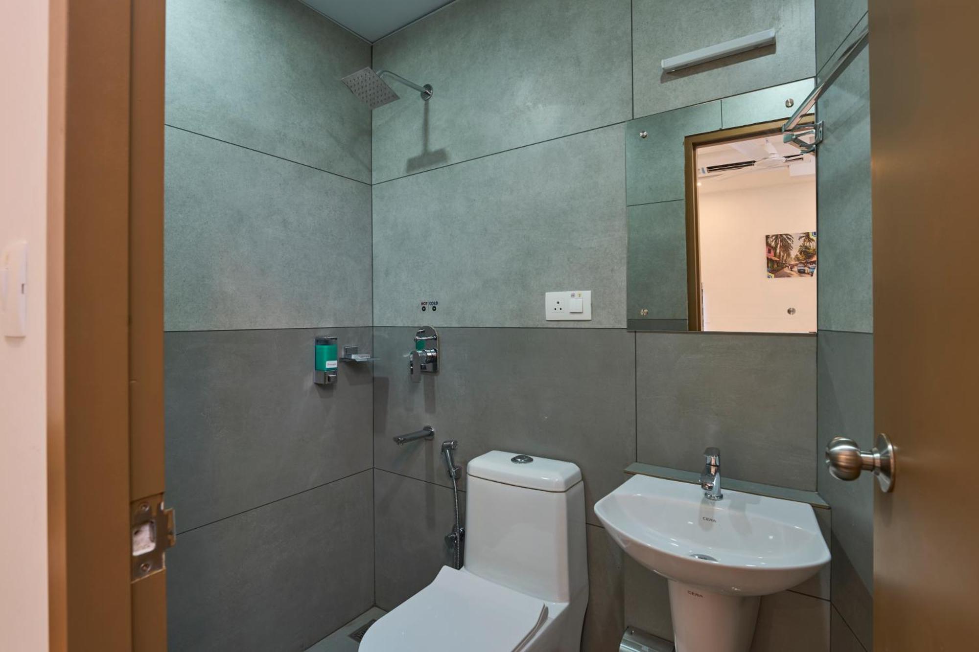 Sapphire Club Hub 3* Kochi