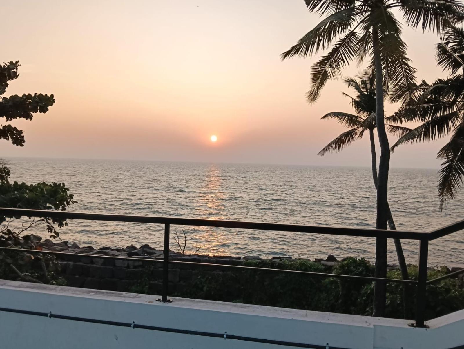 Ocean Clifade Homestay Kochi