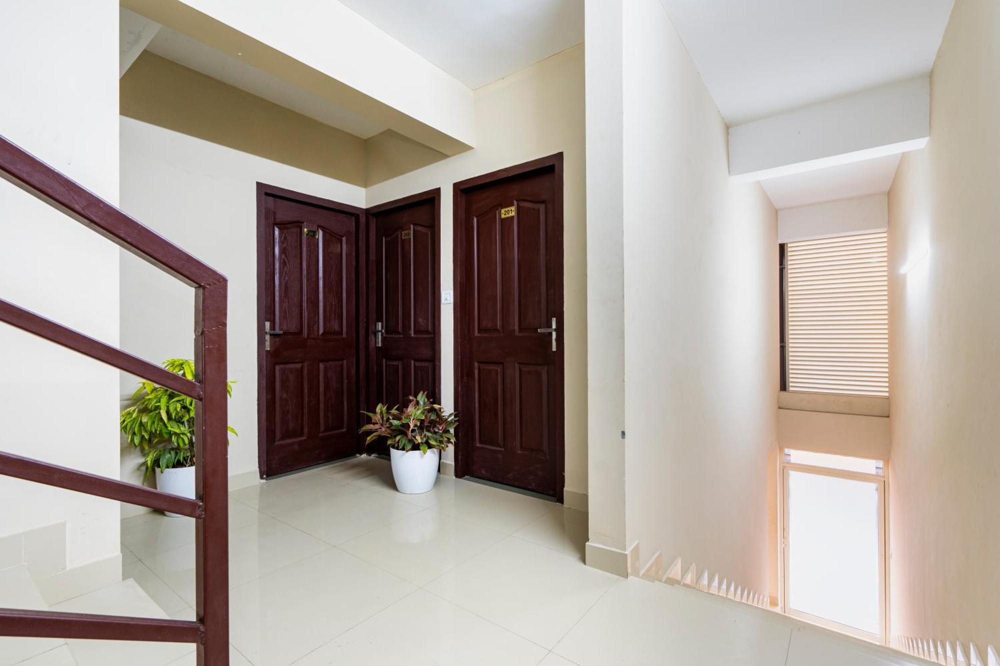 Hotel Daan South Park 2*