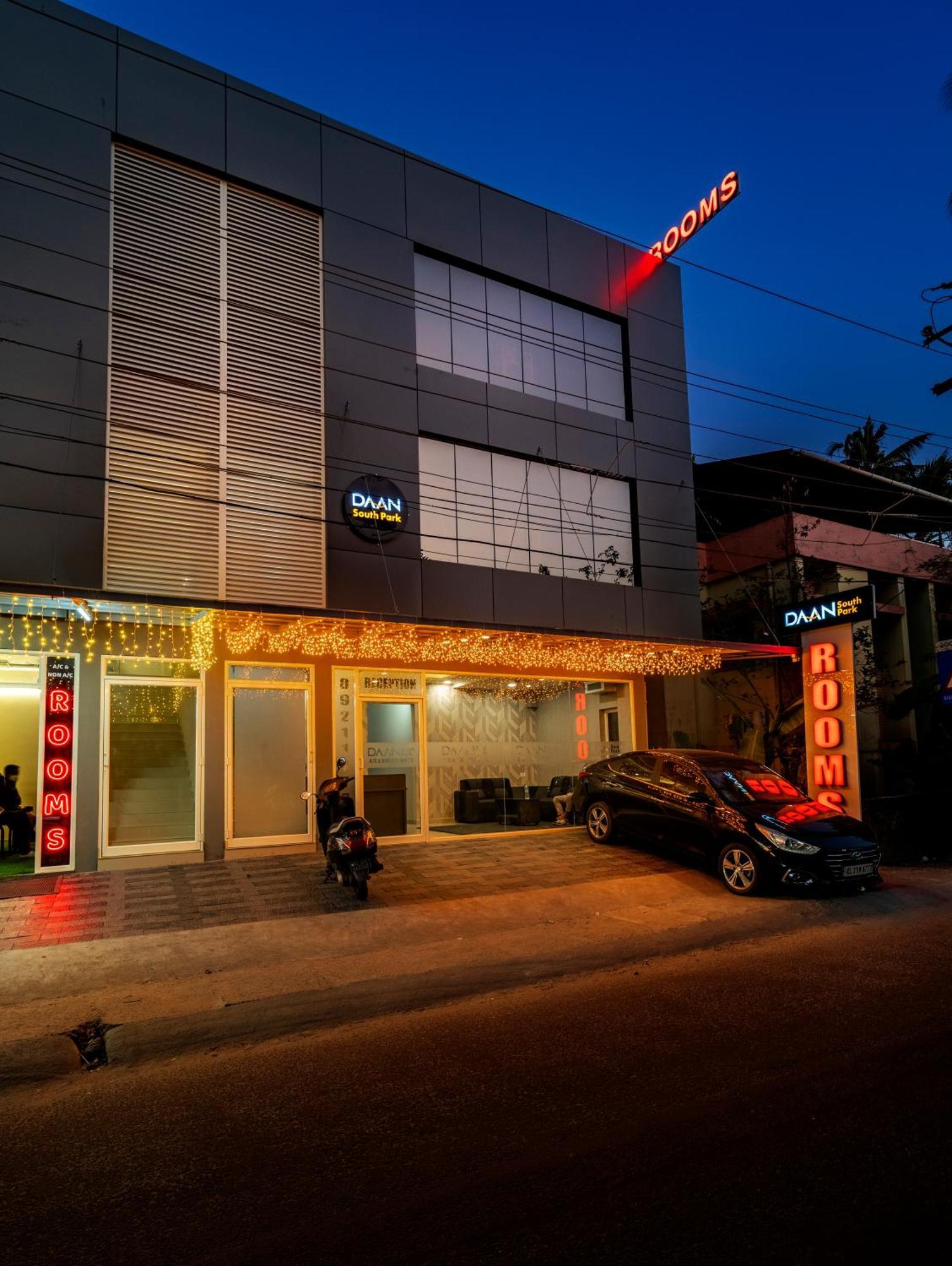 Hotel Daan South Park