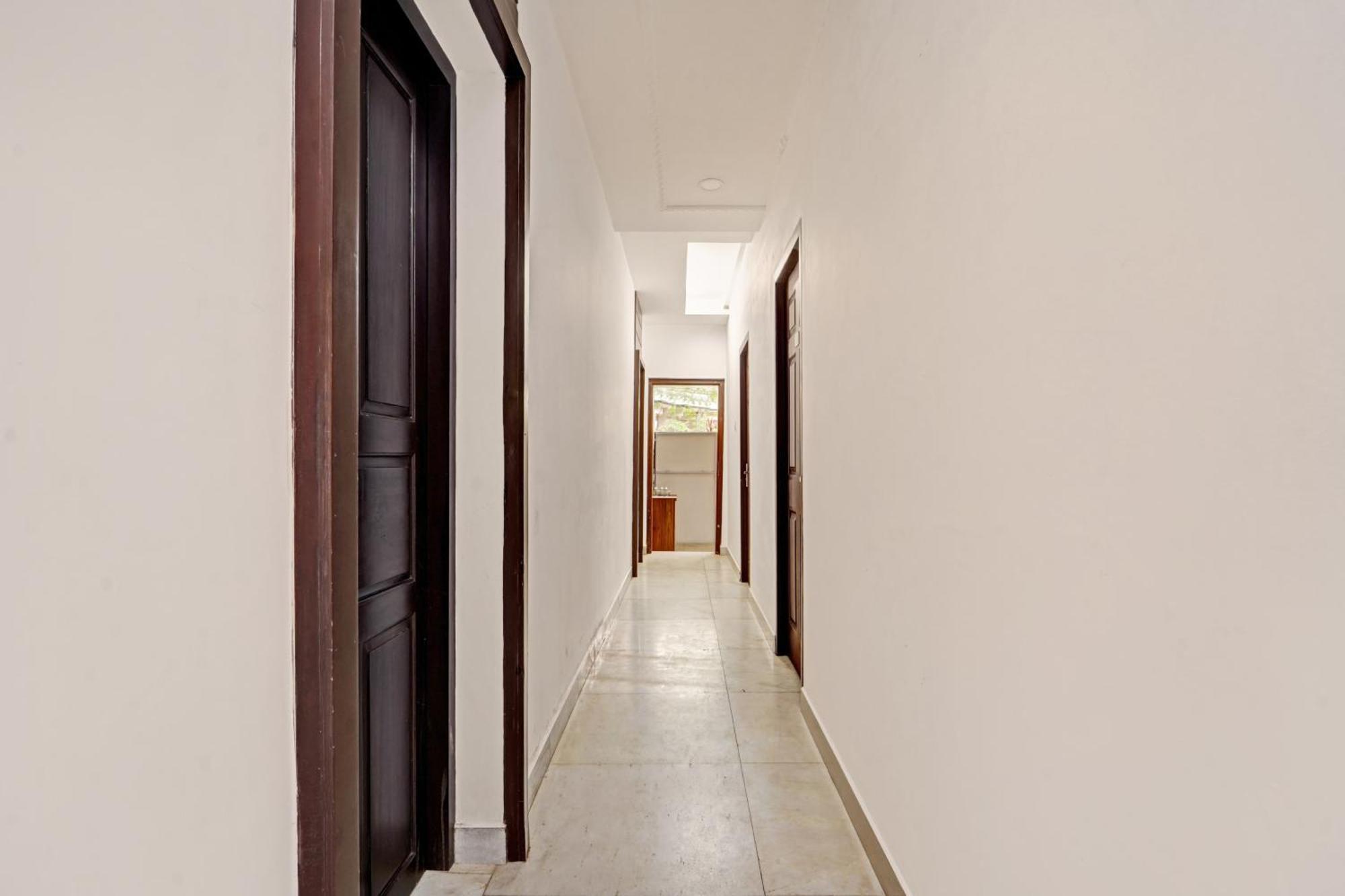 Super Collection O Vazhakkala Kakkanad Hotel