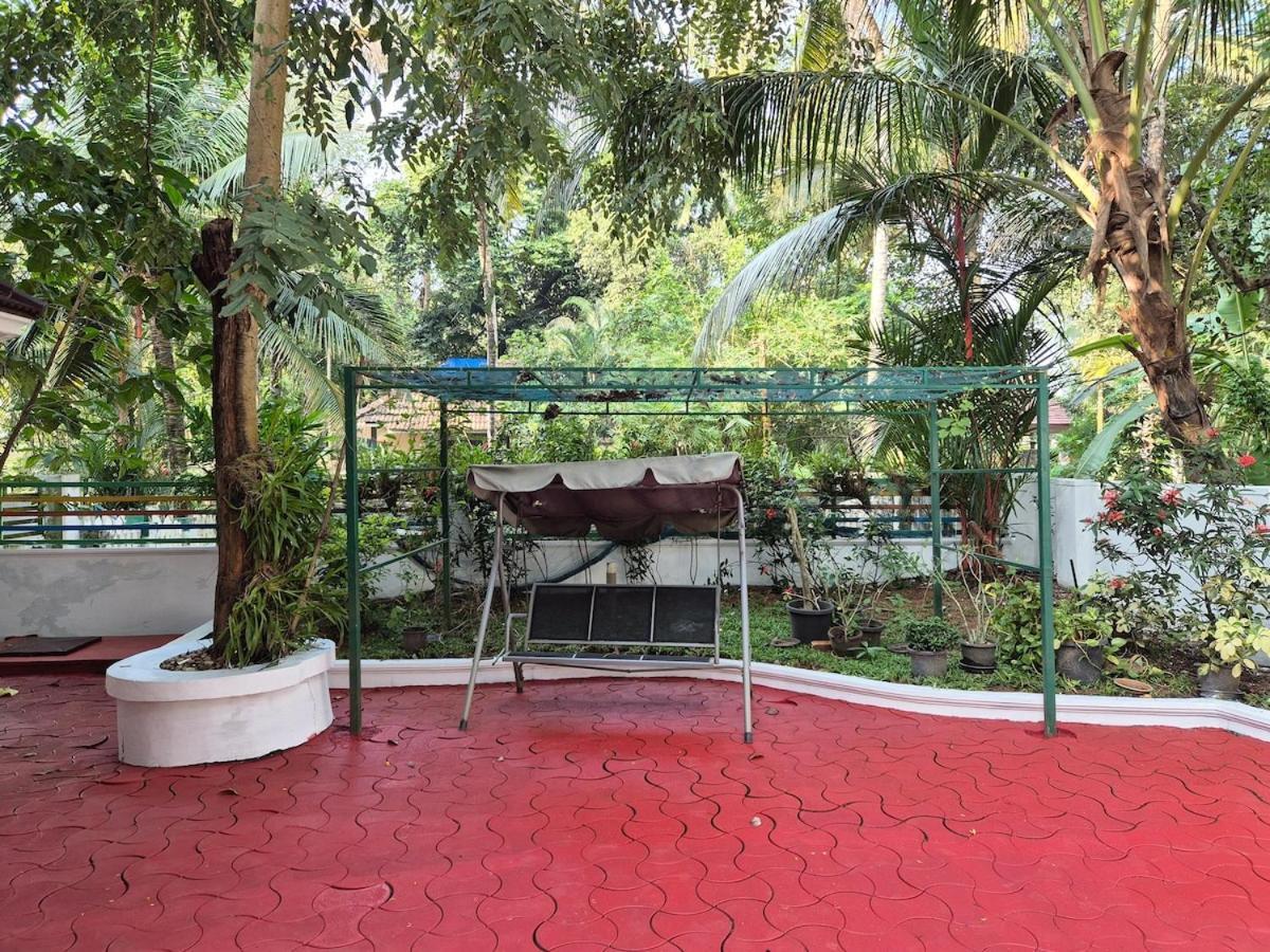 Spacious In Vytilla Villa Kochi