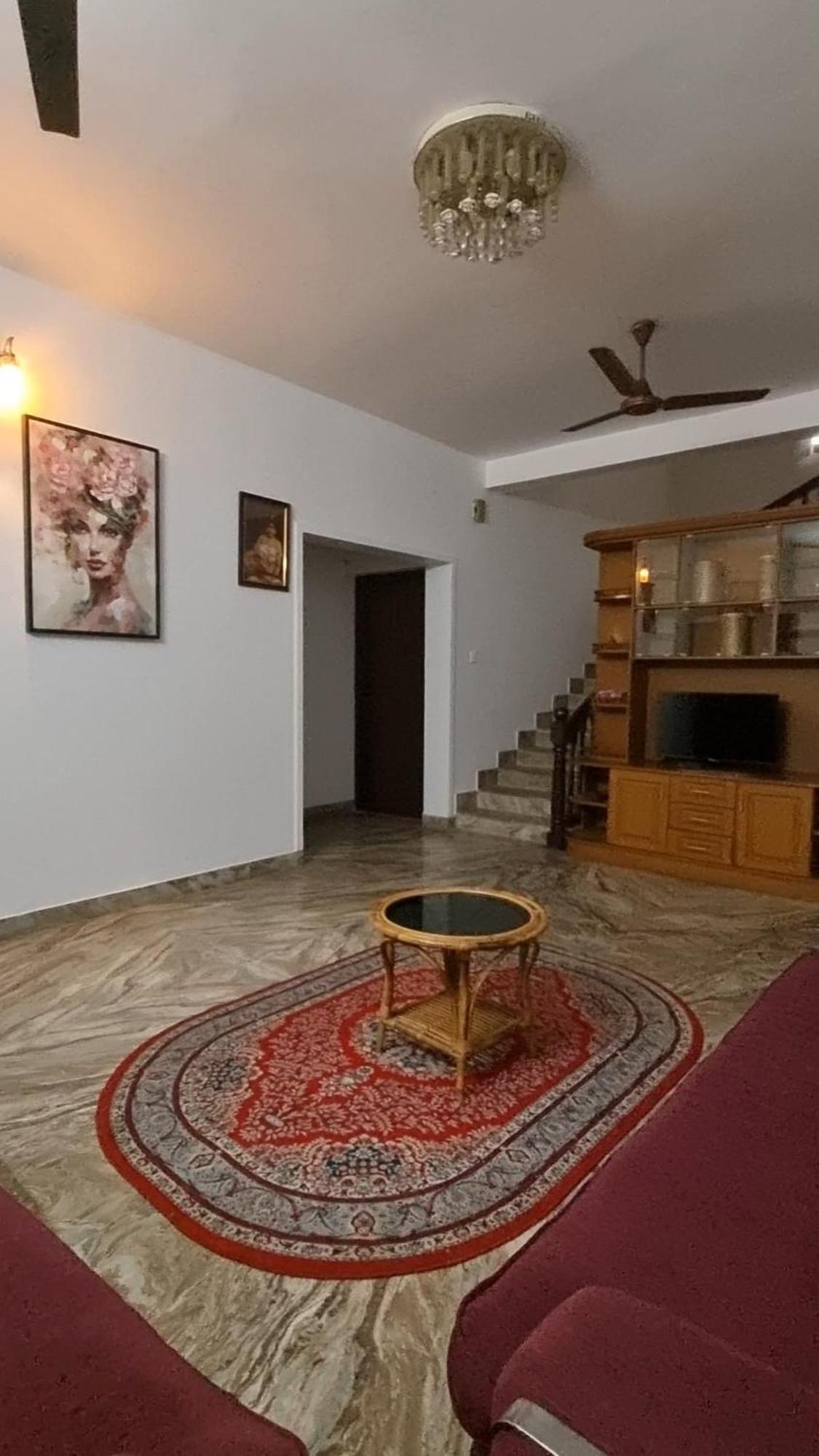 Spacious In Vytilla Villa Kochi