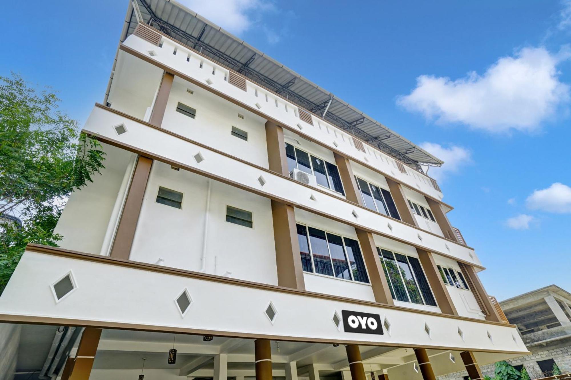 O High 5 Hotel Kochi