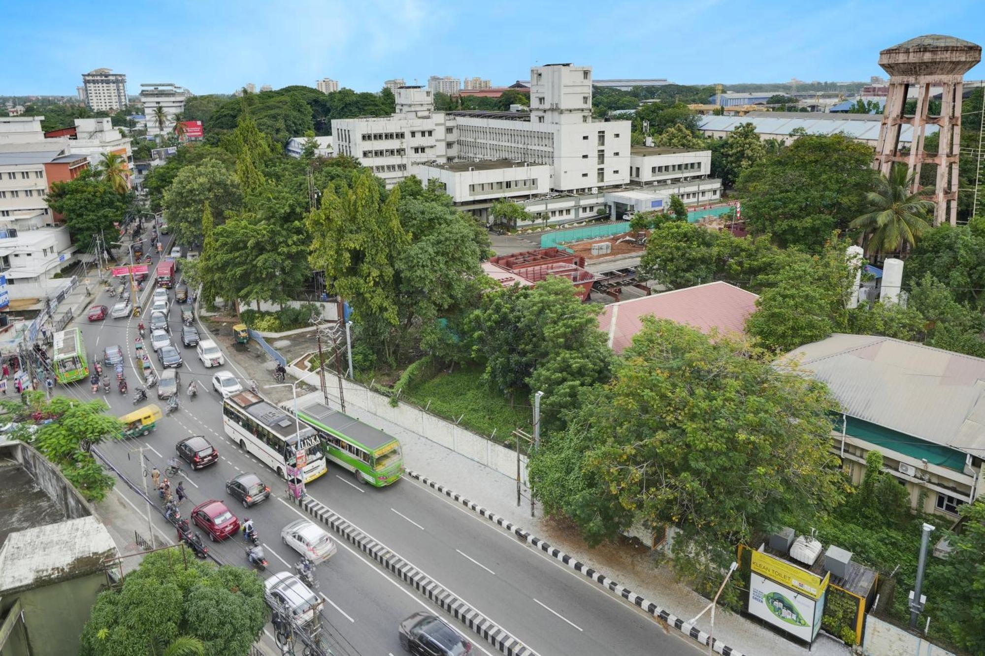 Hotel Palette Mg Road Ernakulam Kochi