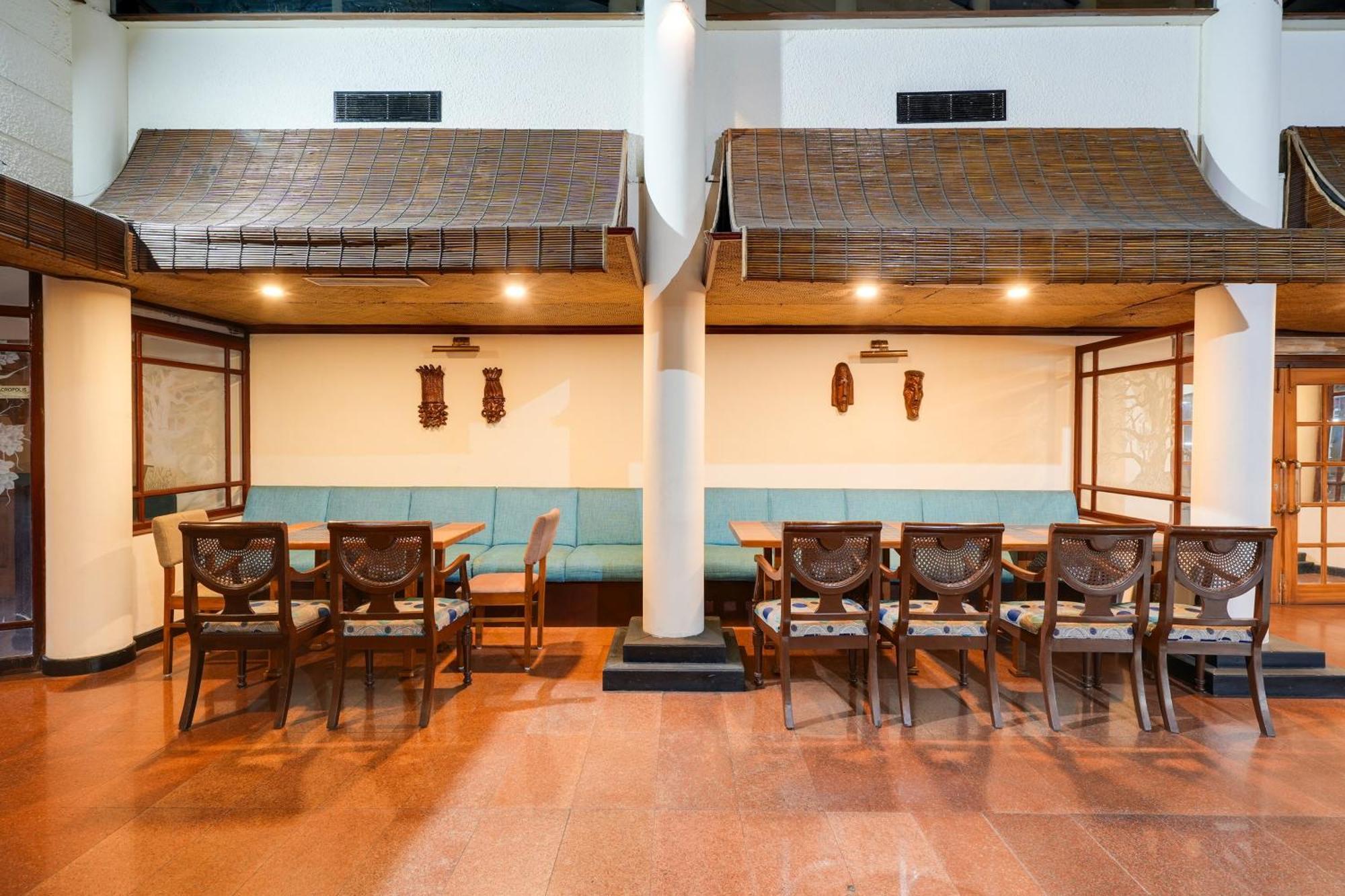 Hotel Palette Mg Road Ernakulam 3*