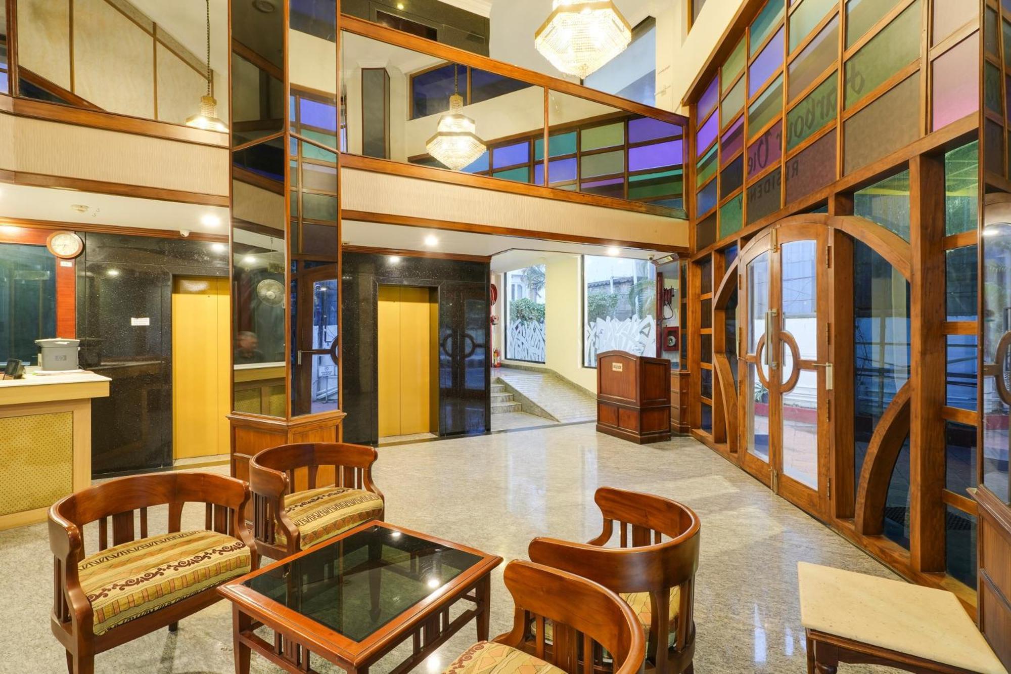 Palette Mg Road Ernakulam 3*