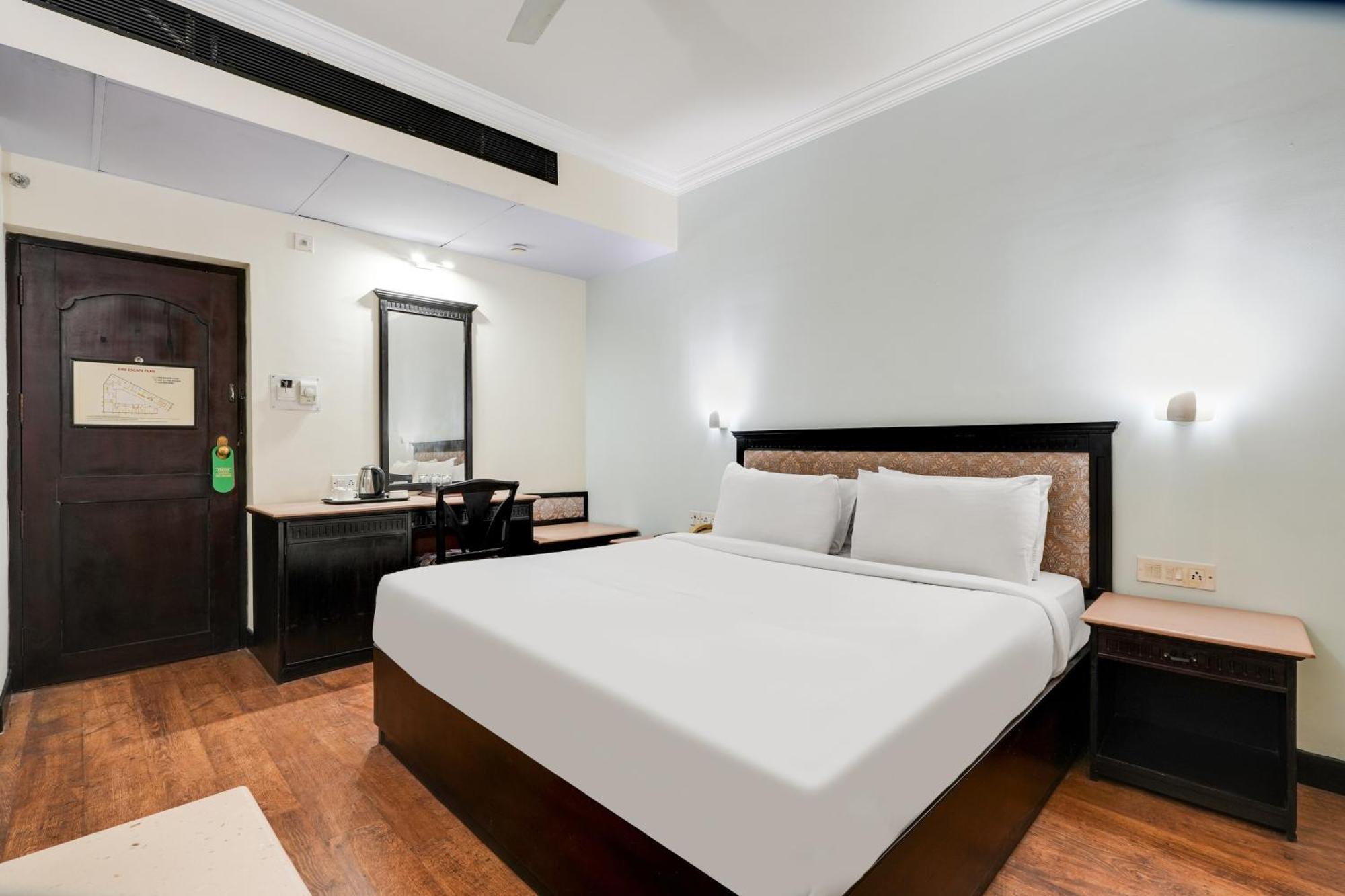 Palette Mg Road Ernakulam Hotel 3*