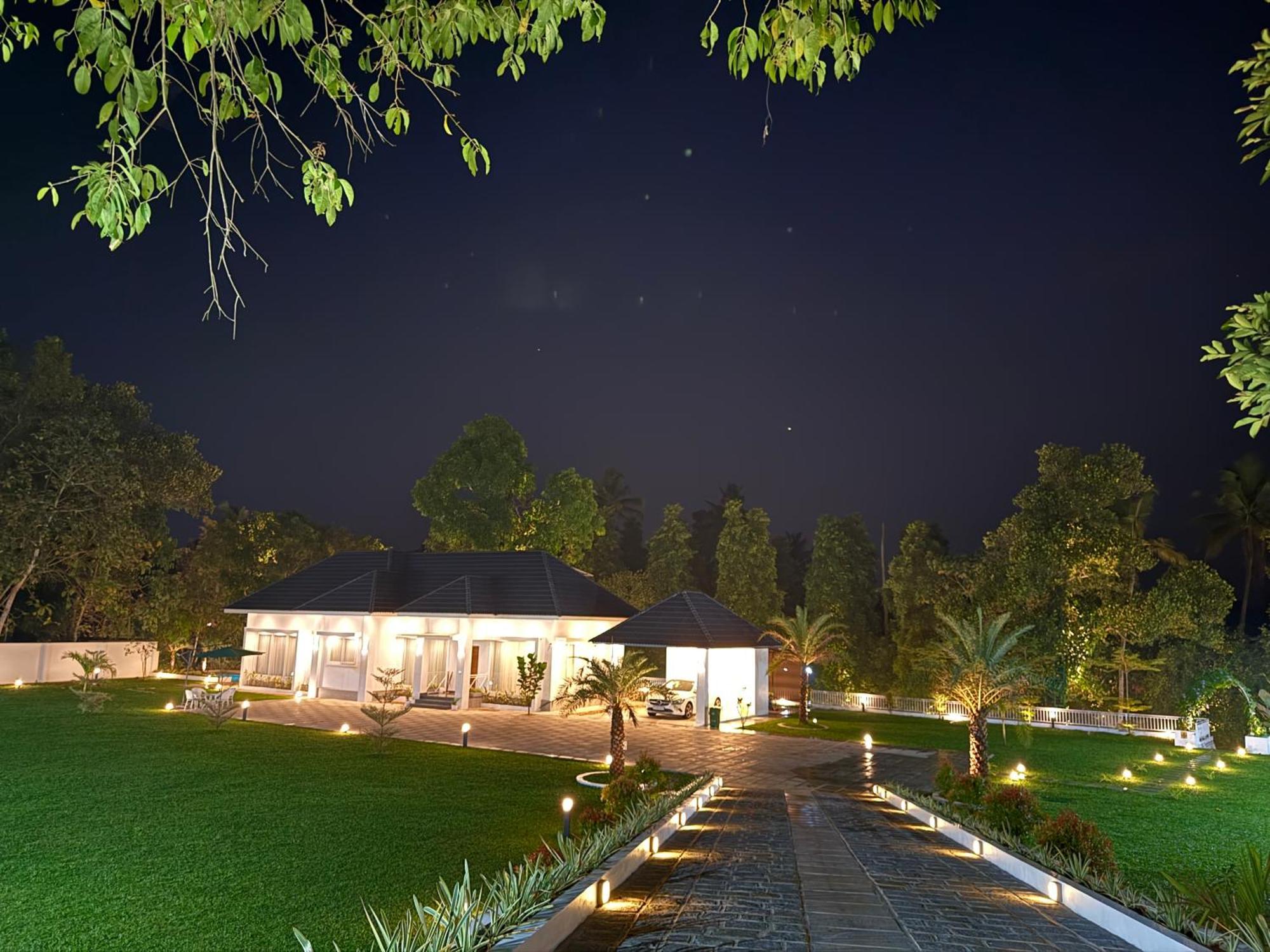 Le Jardin - Private Pool Villa Kochi
