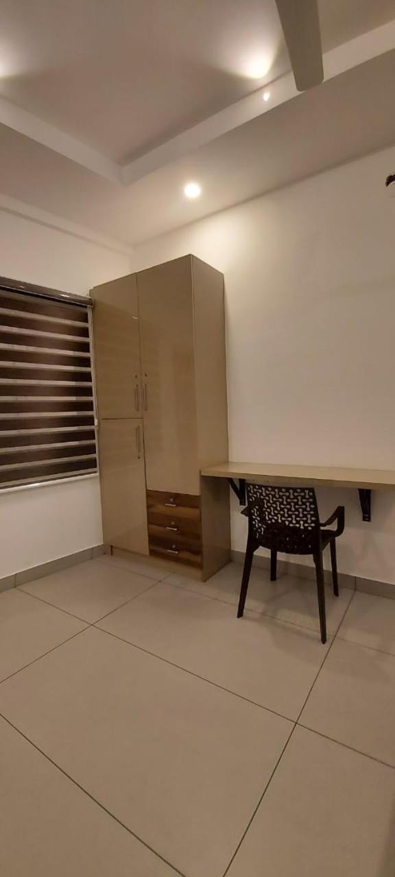 Astros Hotel Kochi